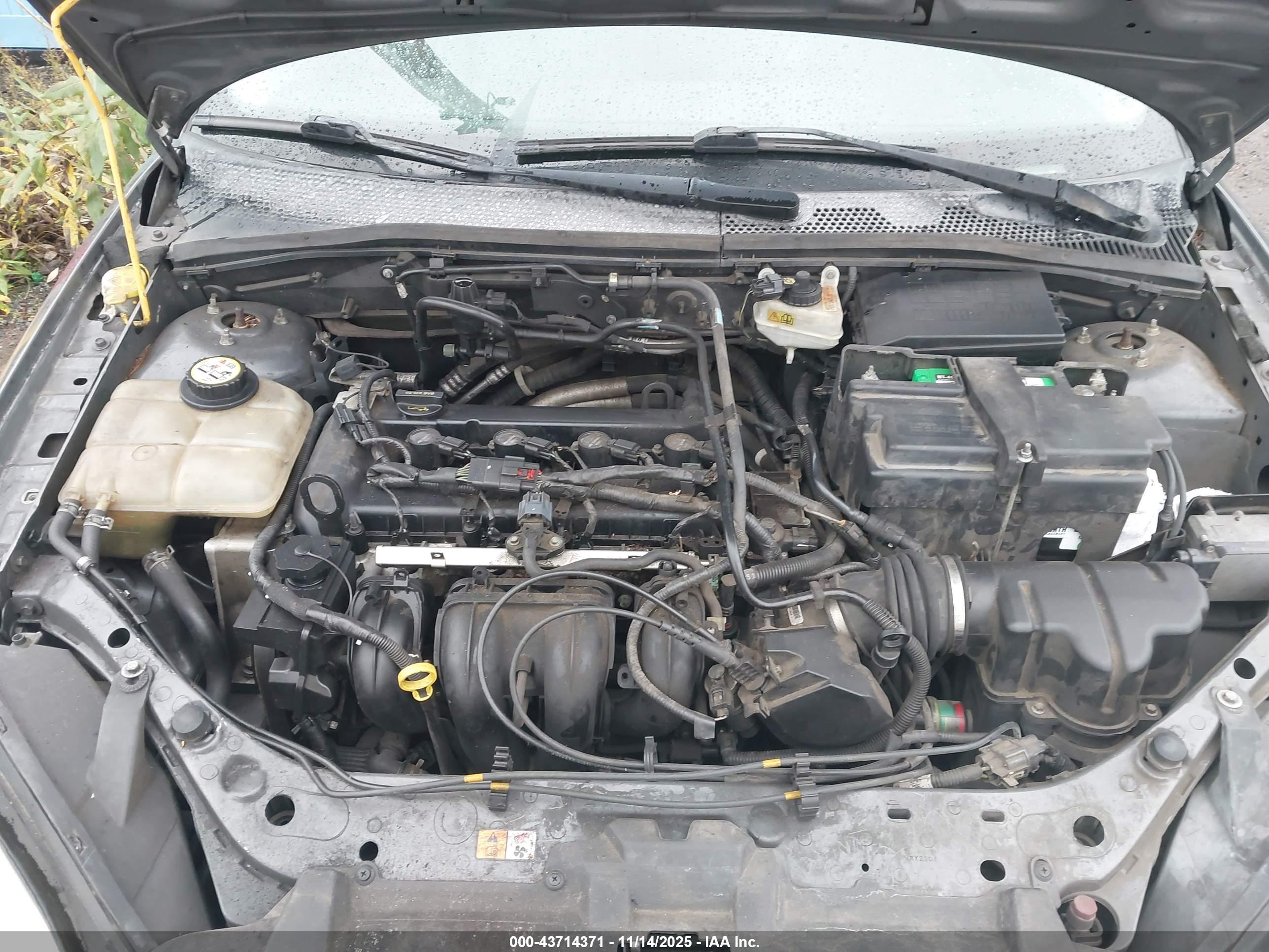 FORD FOCUS image 10