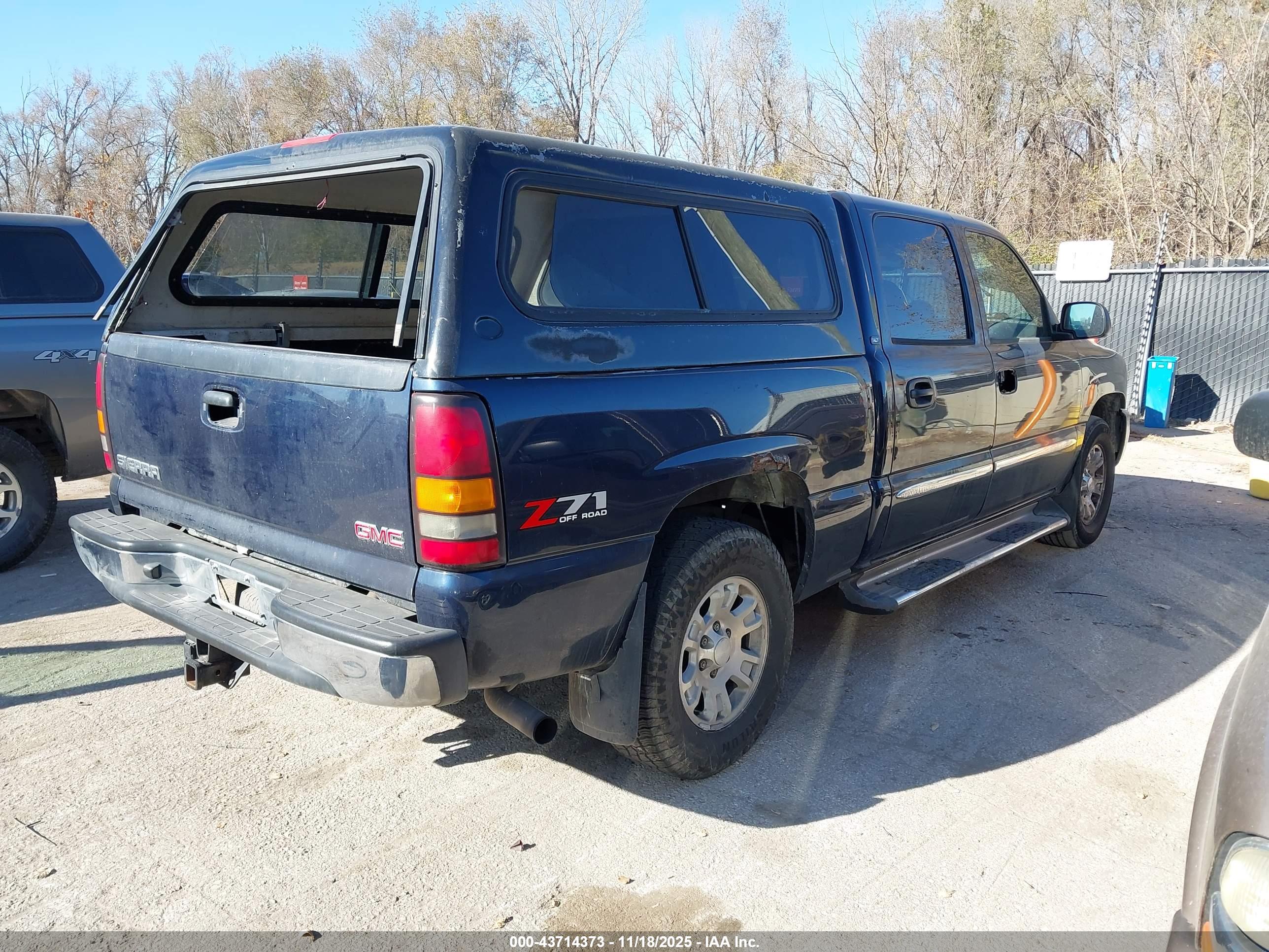 GMC SIERRA image 4