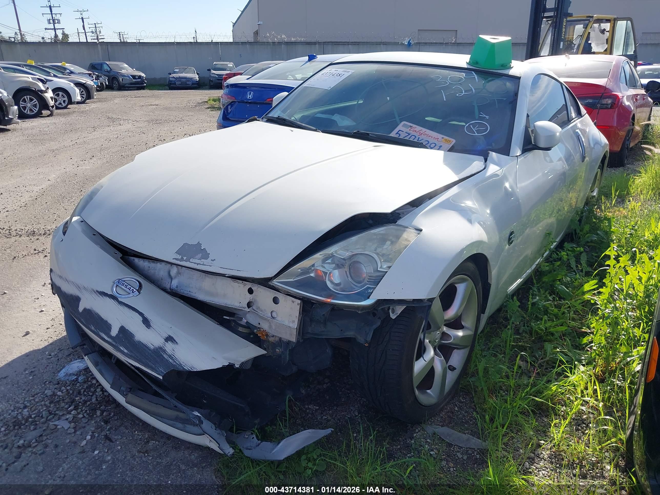 NISSAN 350Z image 2