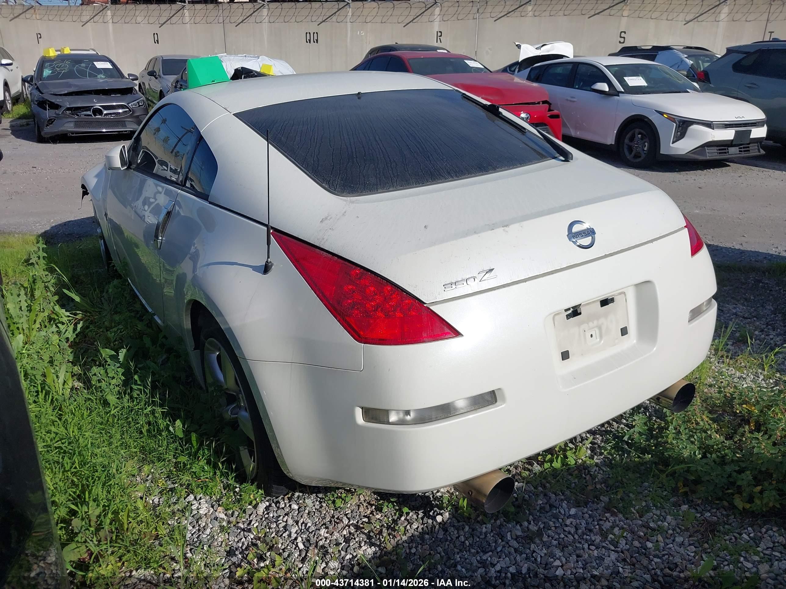 NISSAN 350Z image 3