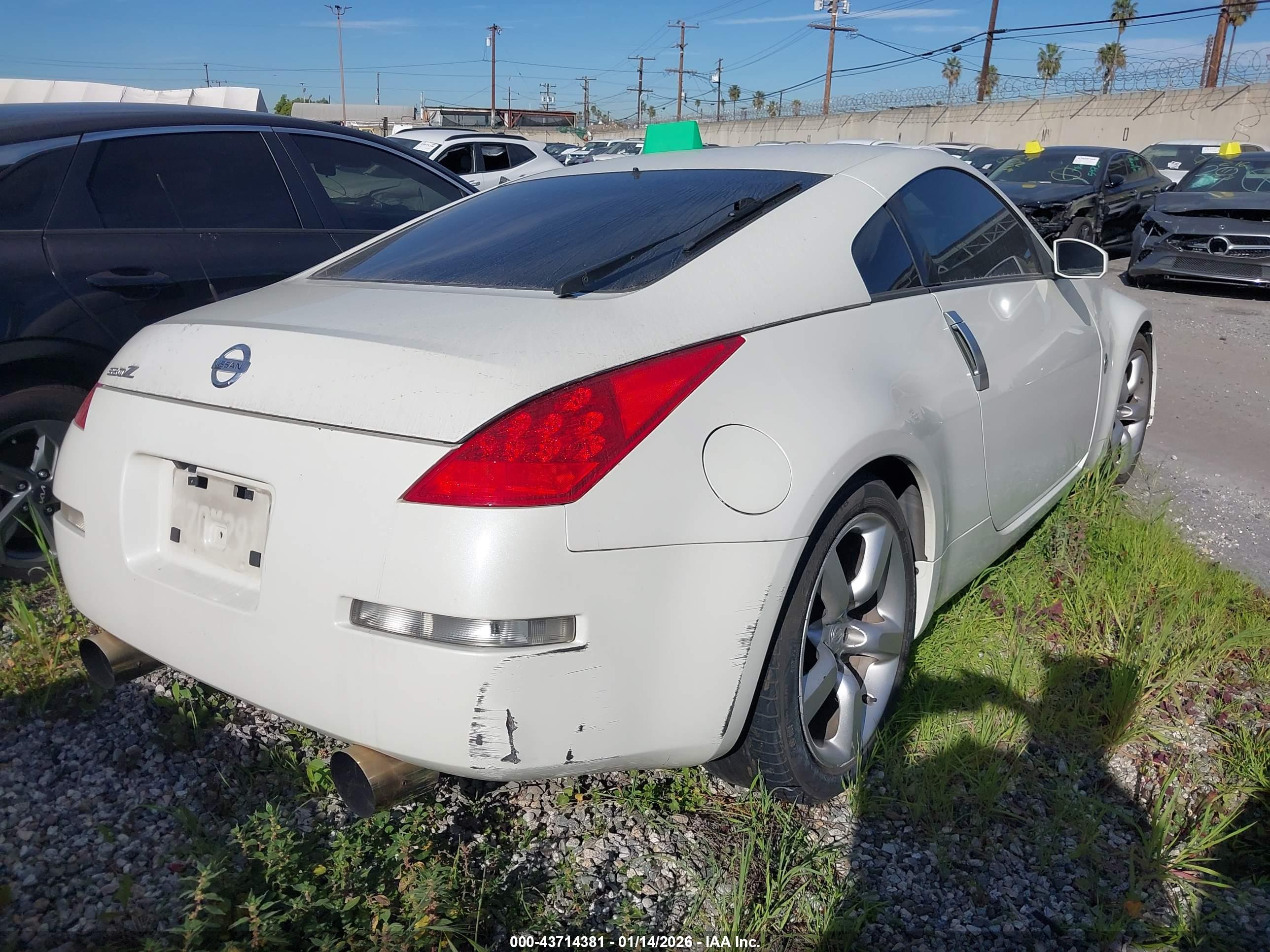 NISSAN 350Z image 4