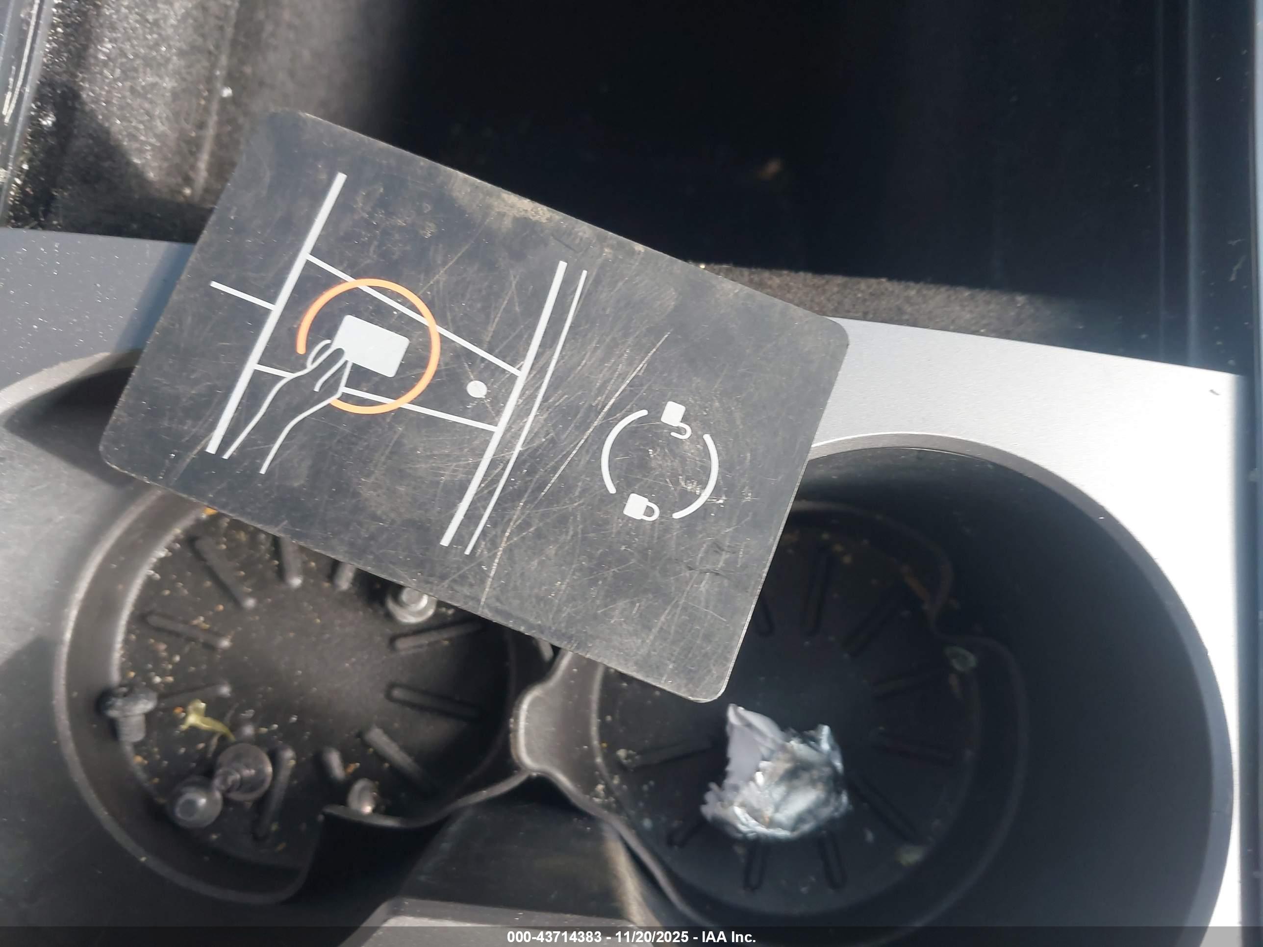 TESLA MODEL image 11