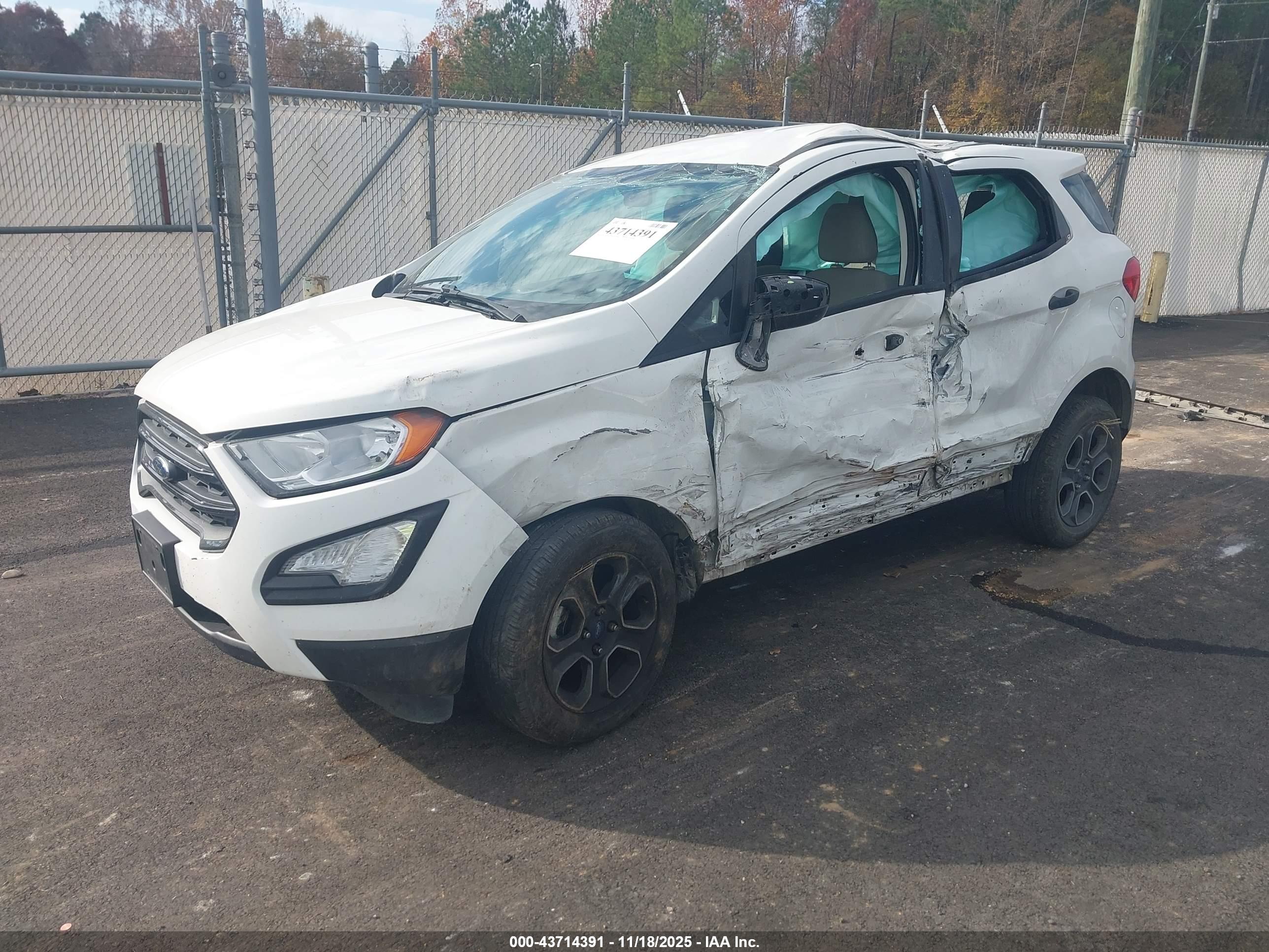 FORD ECOSPORT image 2