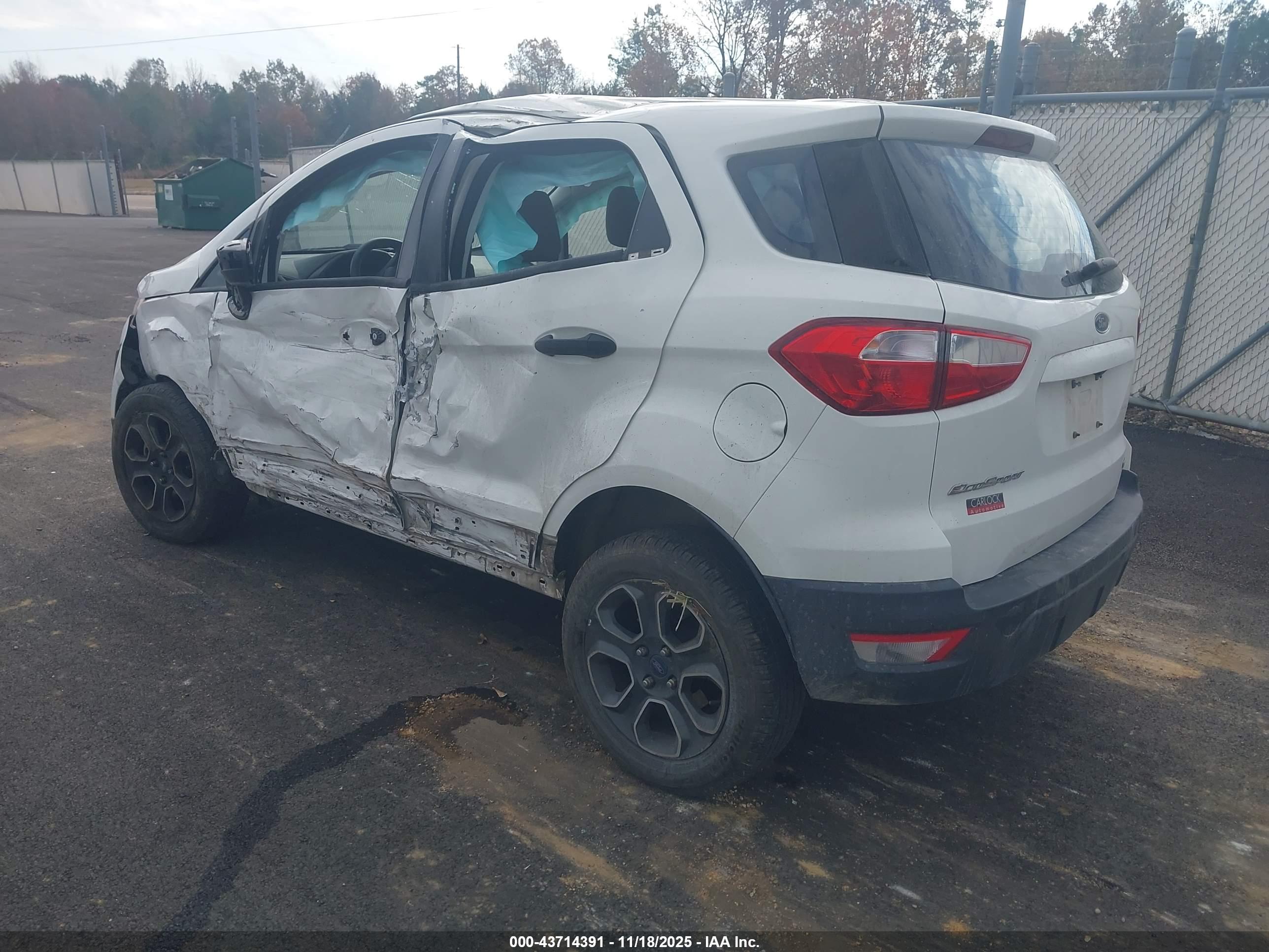 FORD ECOSPORT image 3