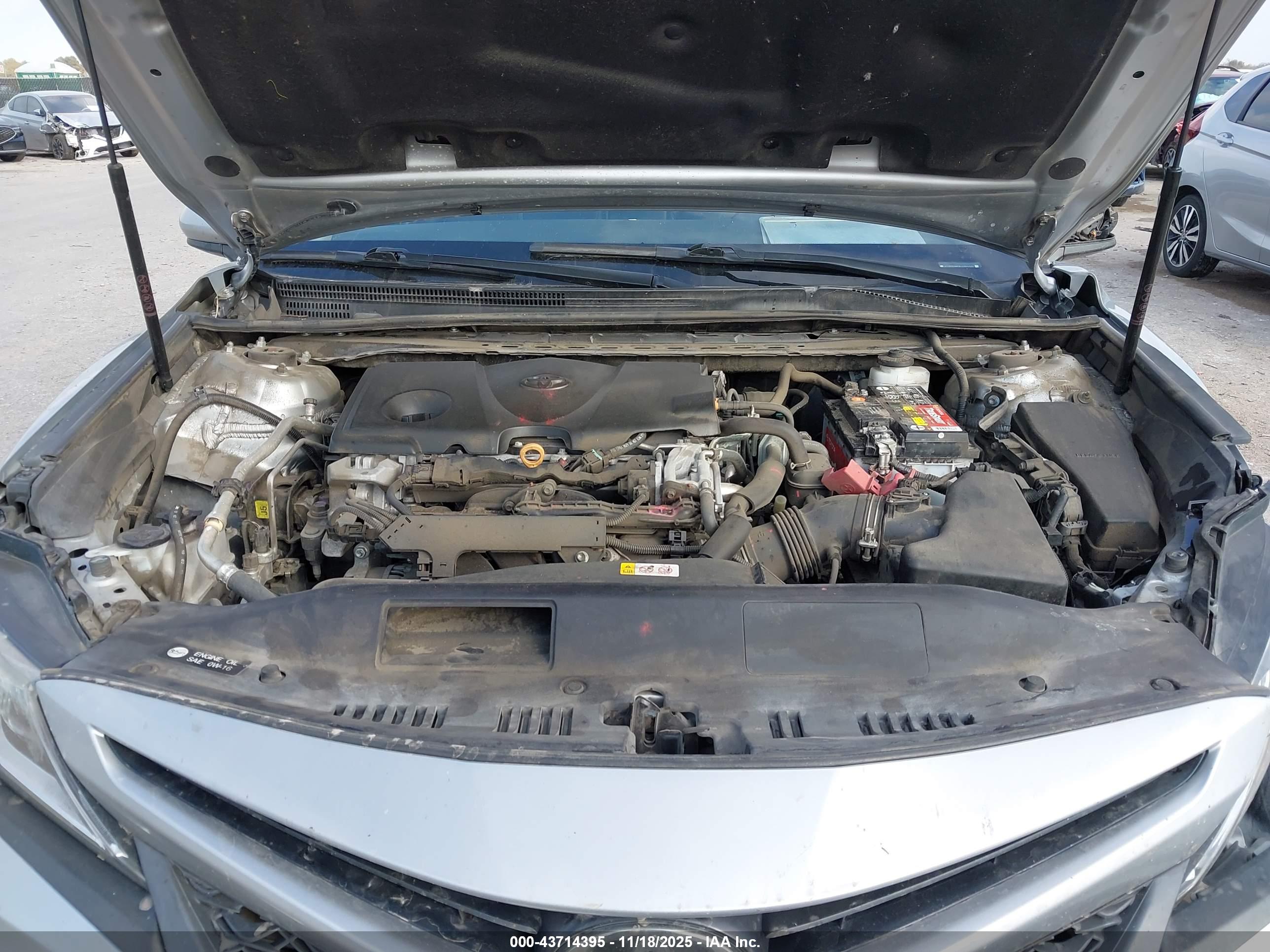 TOYOTA CAMRY image 10