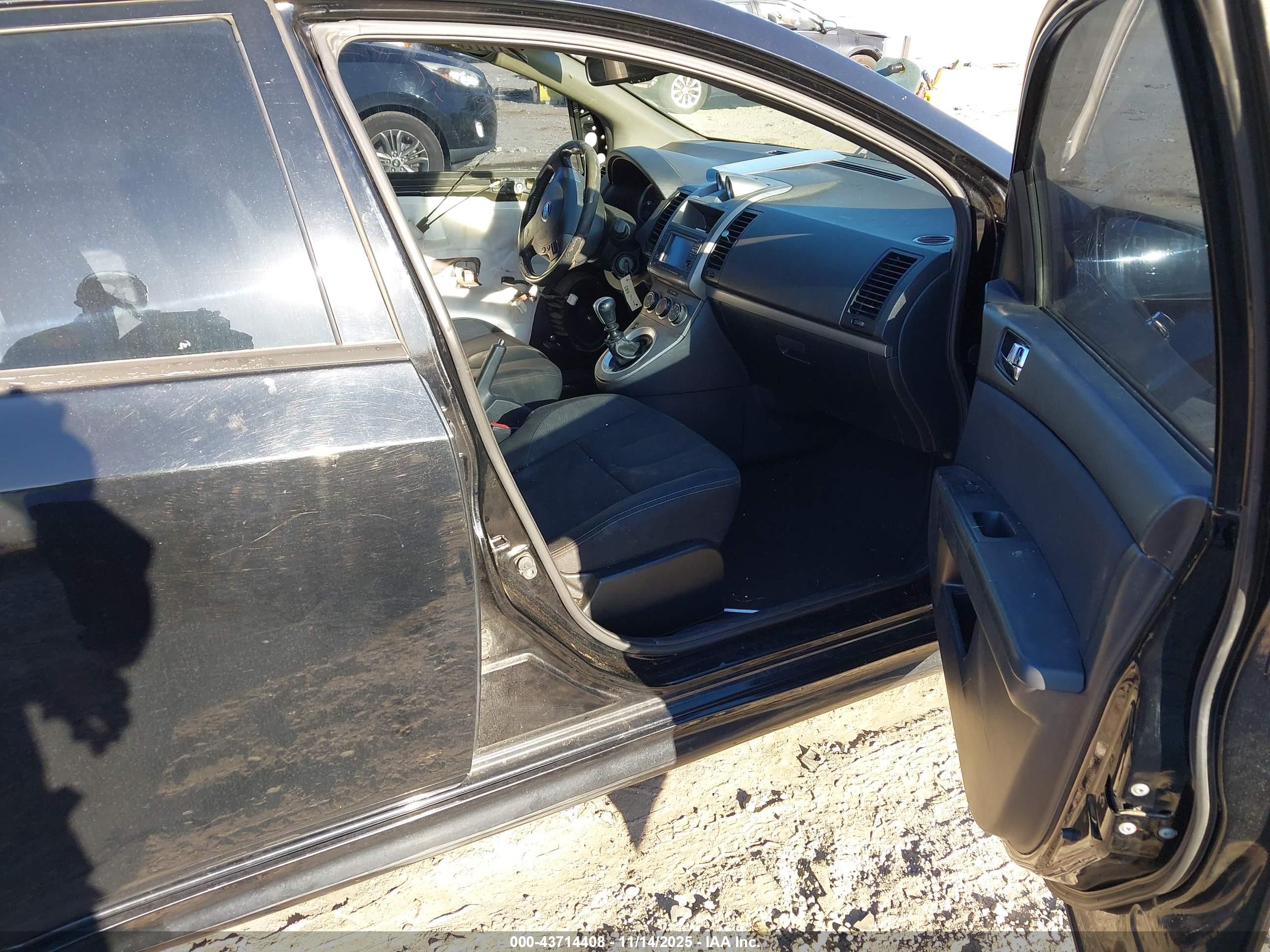 NISSAN SENTRA image 5