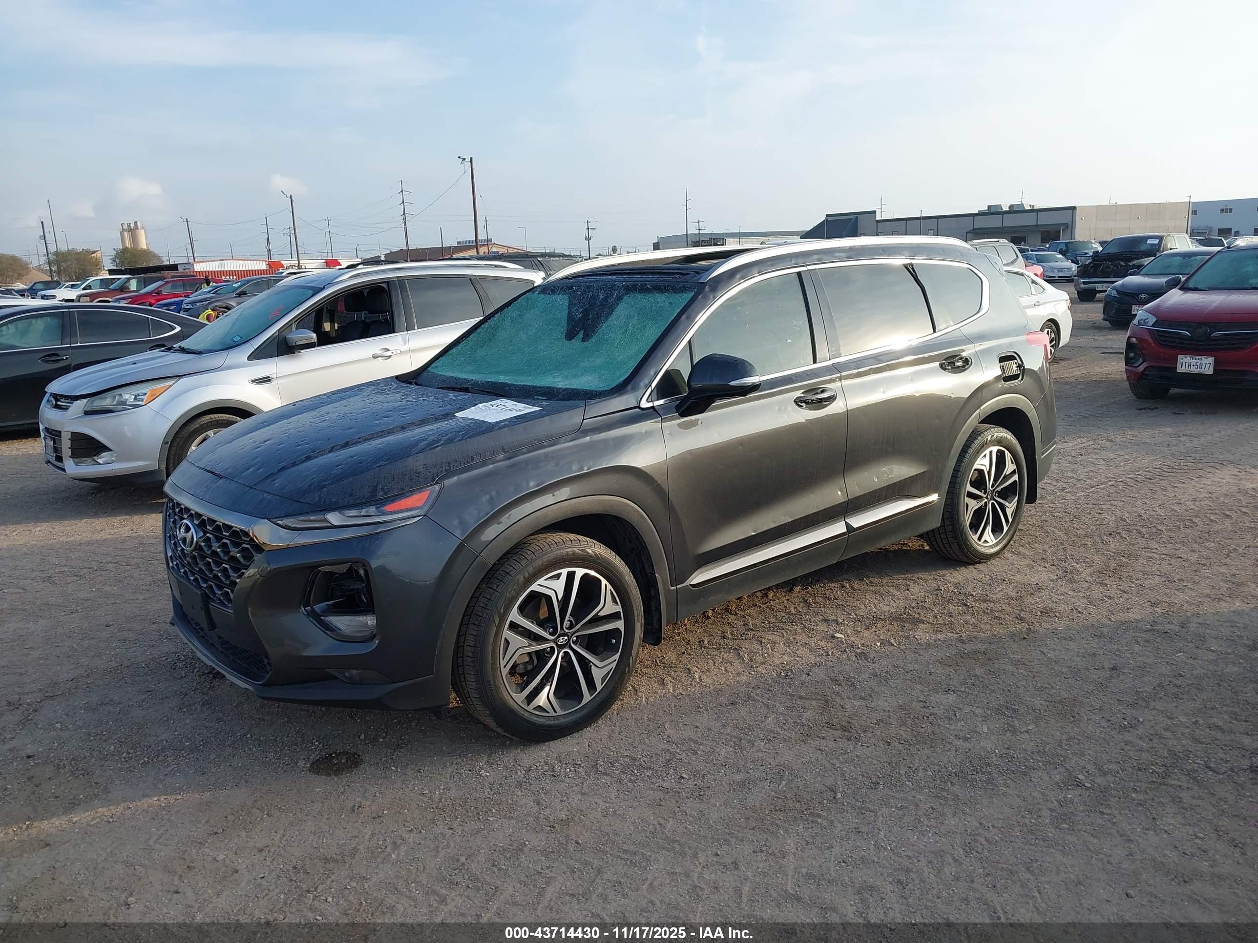 HYUNDAI SANTA image 2