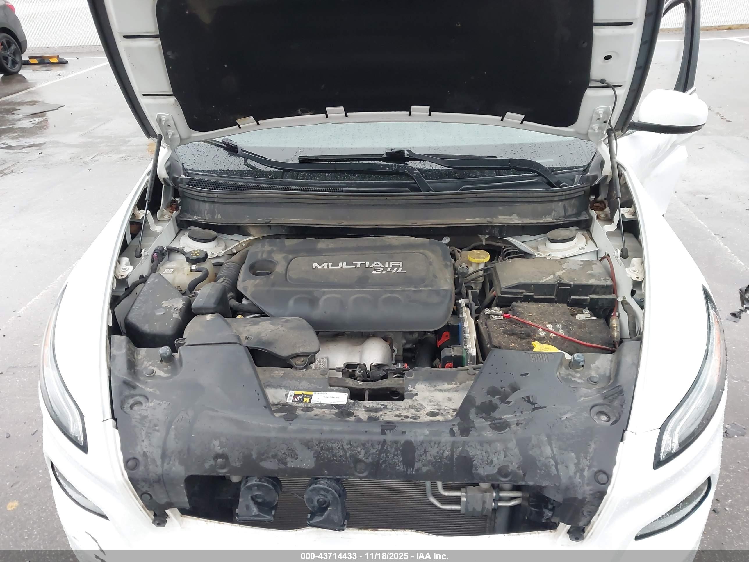 JEEP CHEROKEE image 10