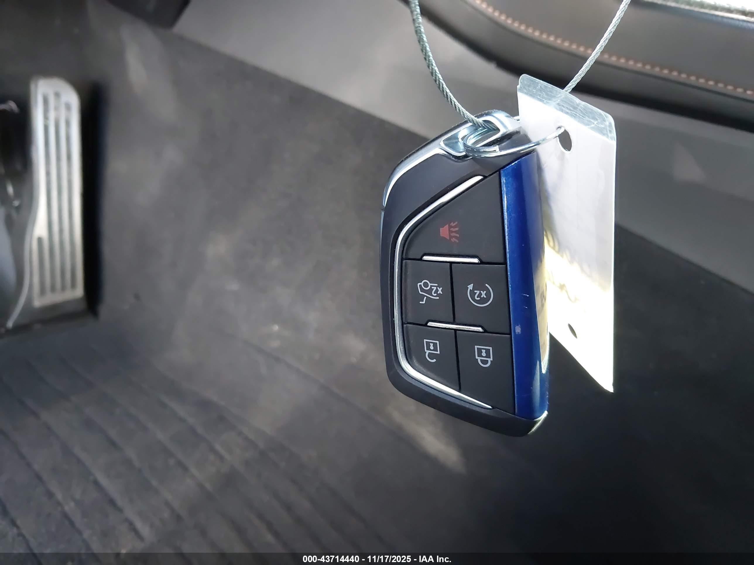 CADILLAC CT5-V image 11