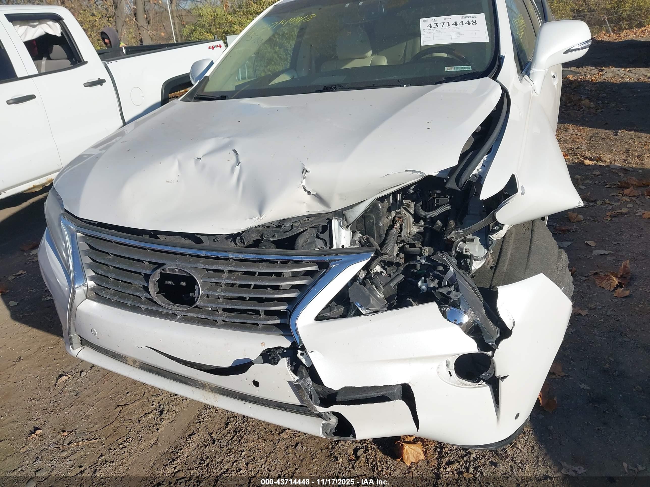 LEXUS RX image 6