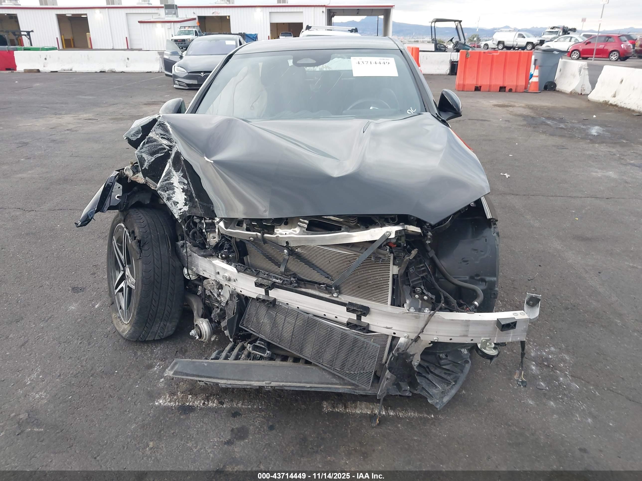 MERCEDES-BENZ C image 6