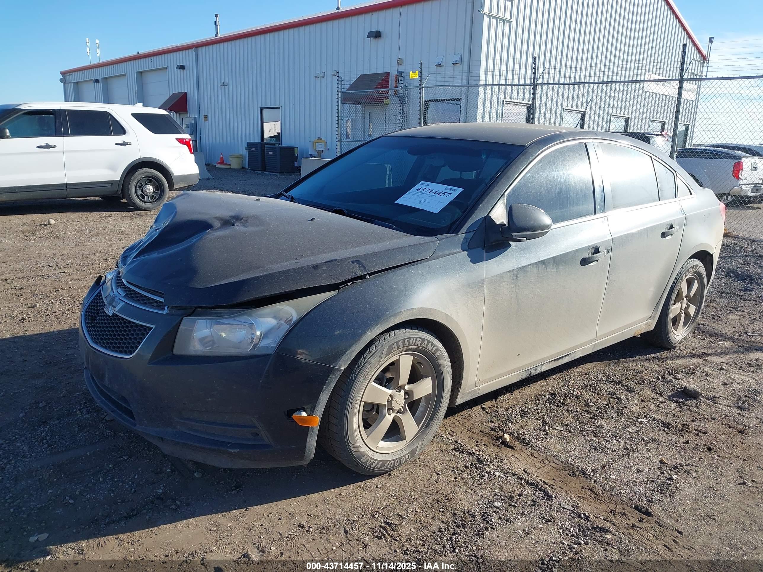 CHEVROLET CRUZE image 2