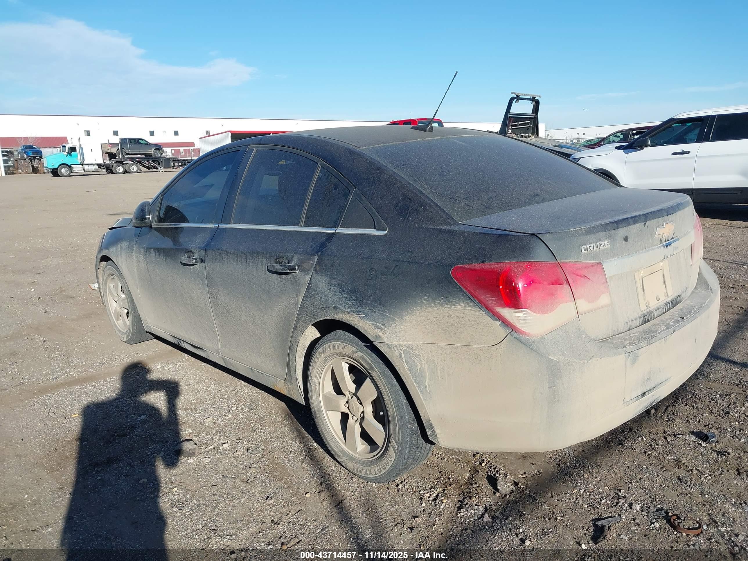 CHEVROLET CRUZE image 3