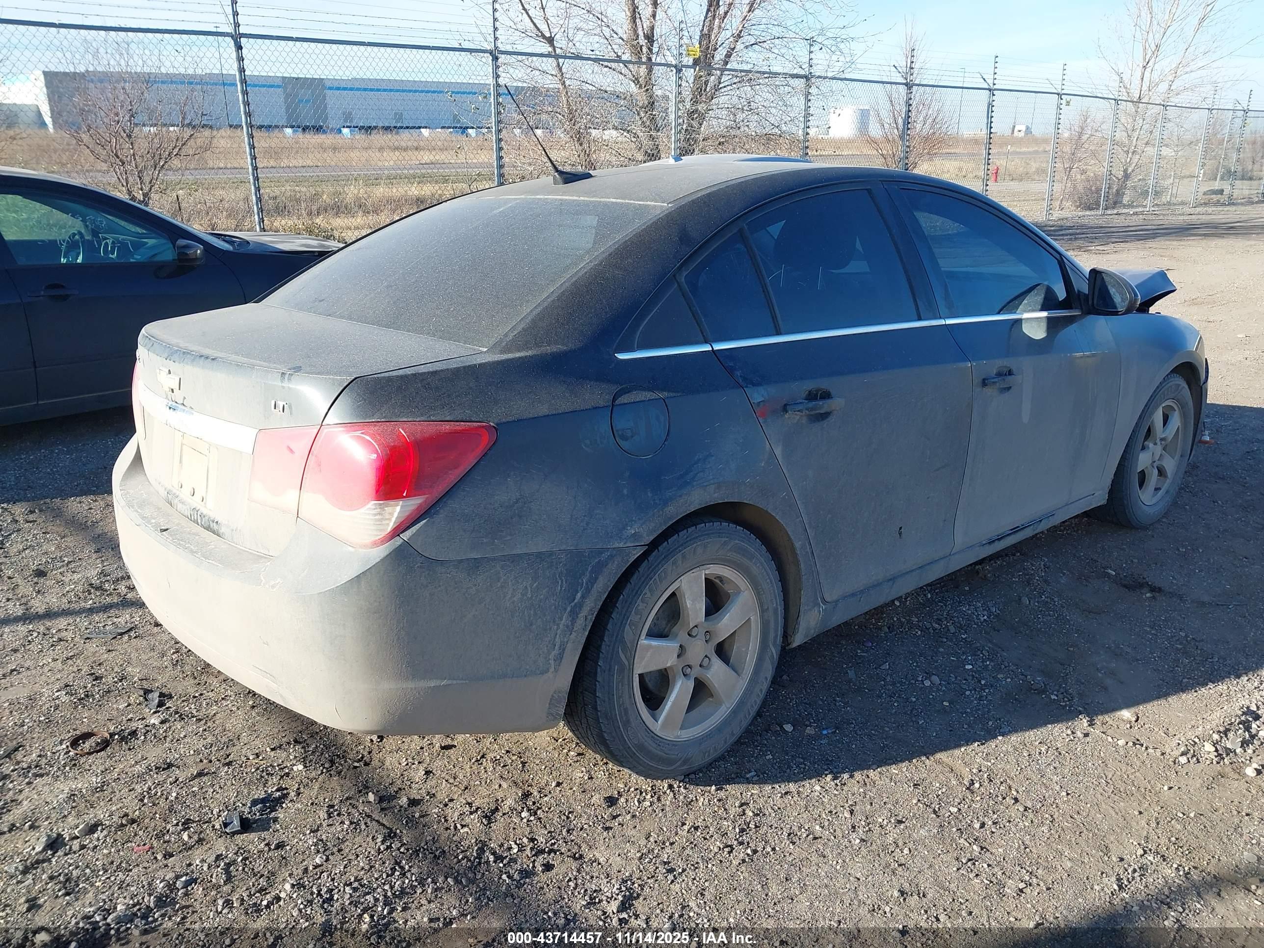 CHEVROLET CRUZE image 4
