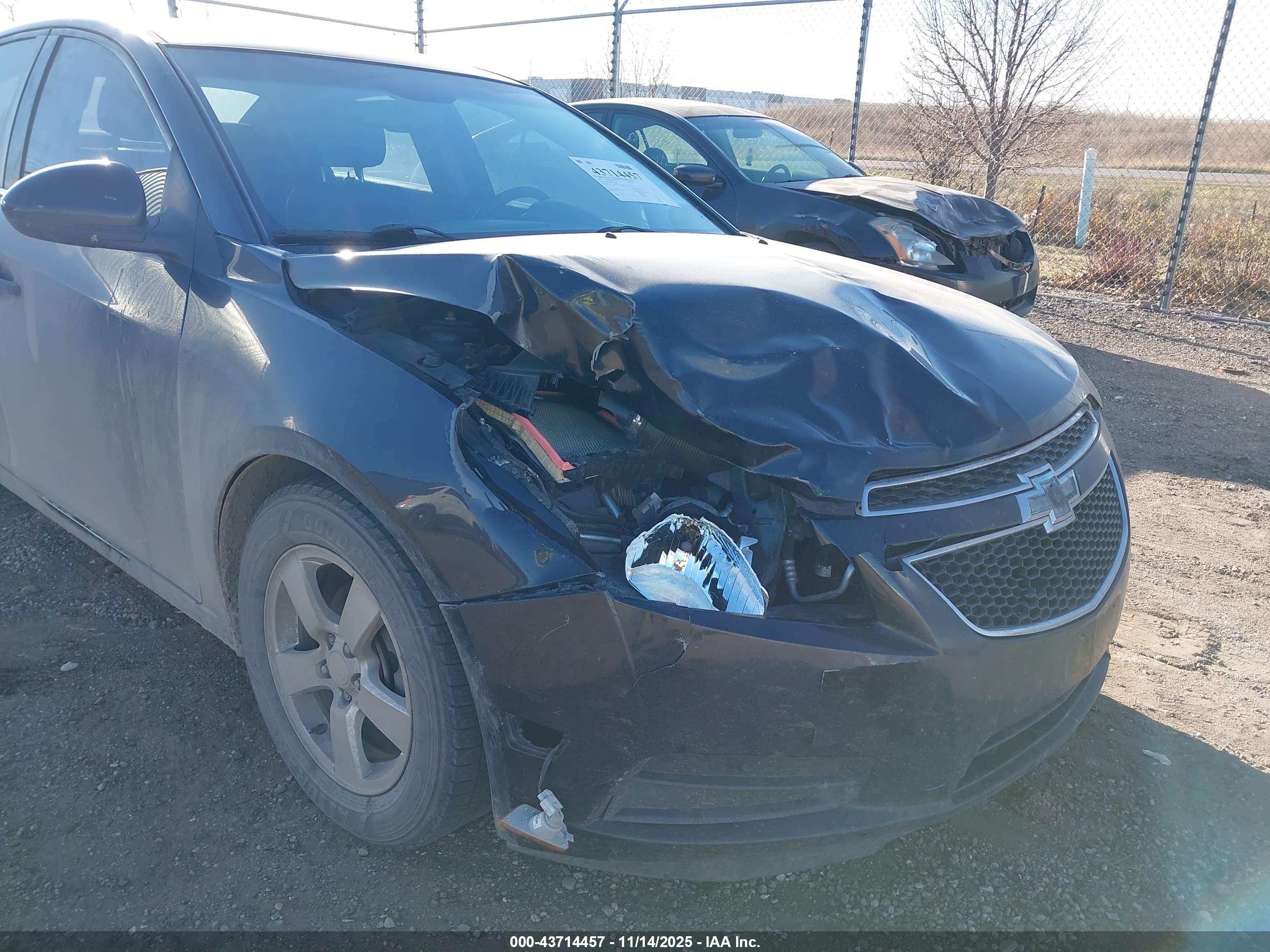 CHEVROLET CRUZE image 6