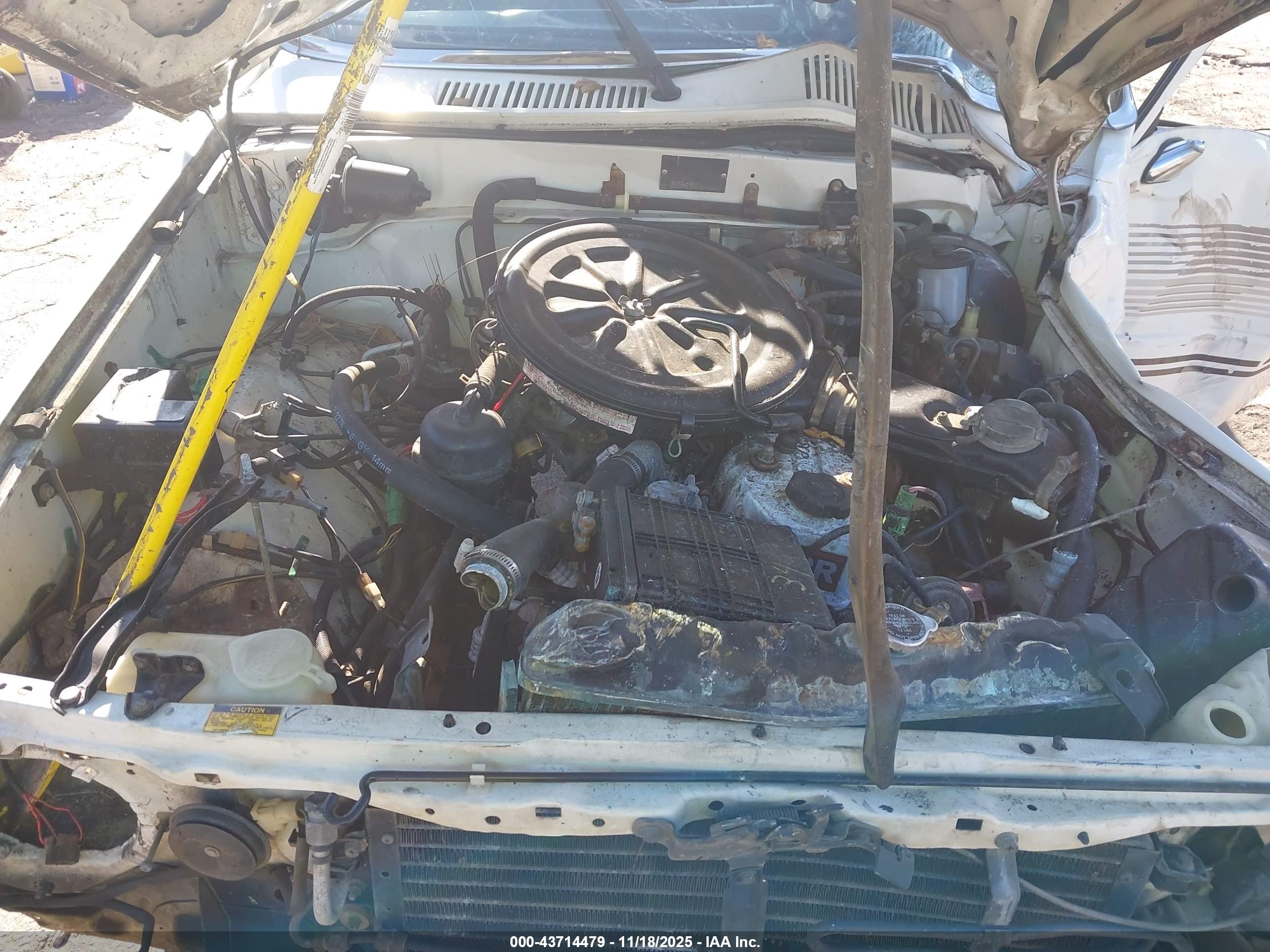 TOYOTA PICKUP image 10
