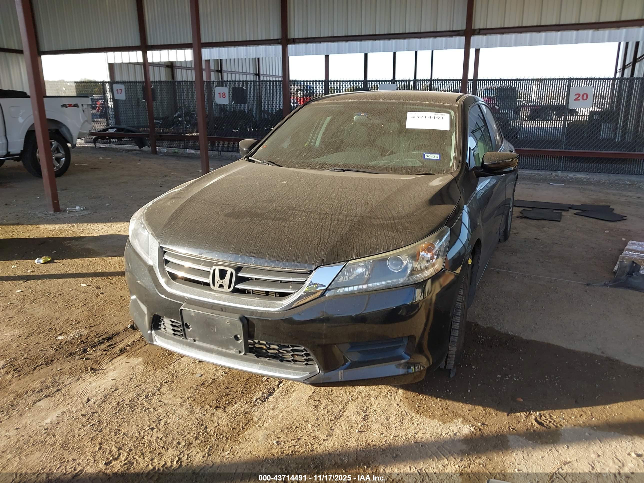 HONDA ACCORD image 2