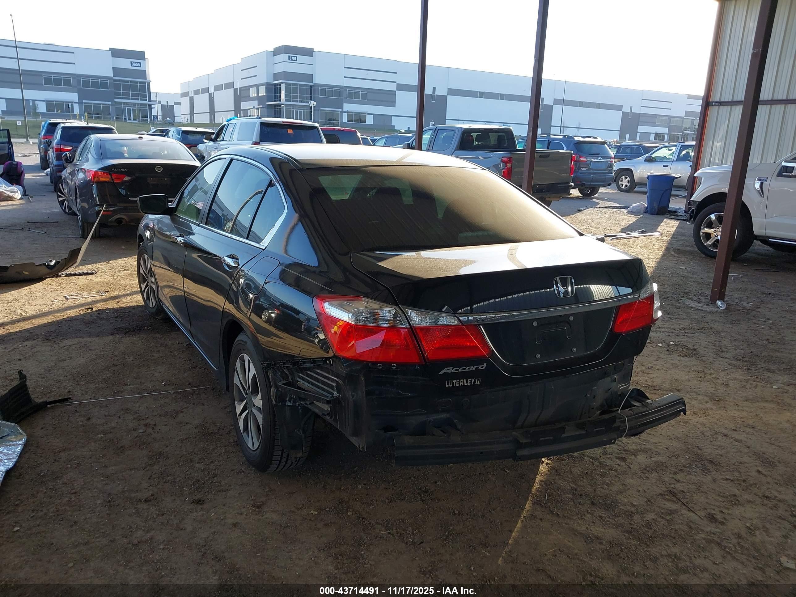 HONDA ACCORD image 3