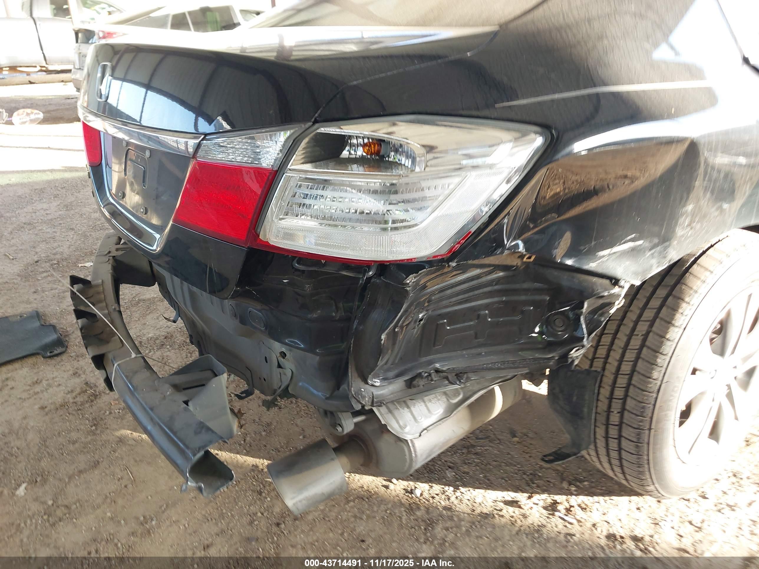 HONDA ACCORD image 6