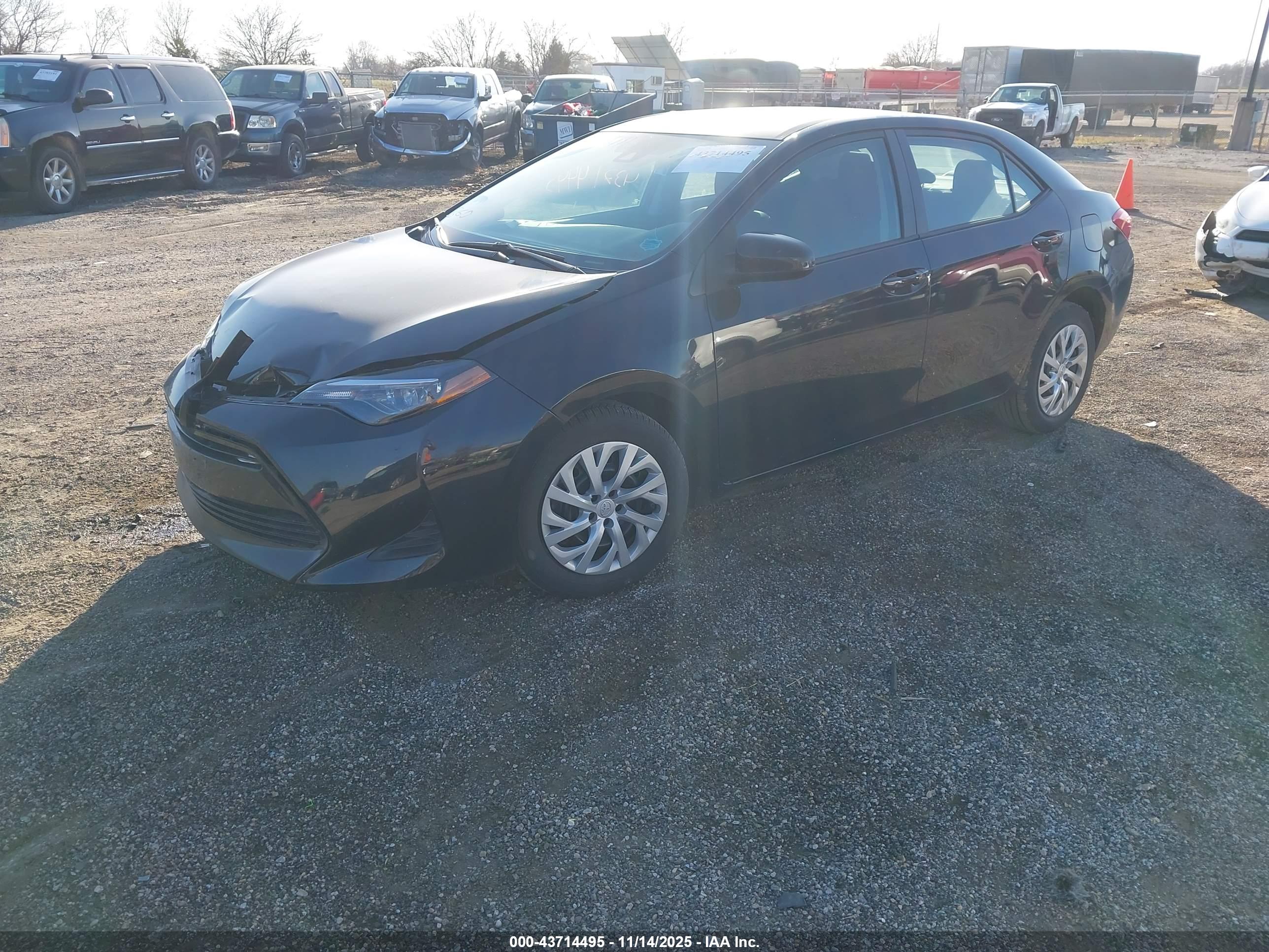 TOYOTA COROLLA image 2