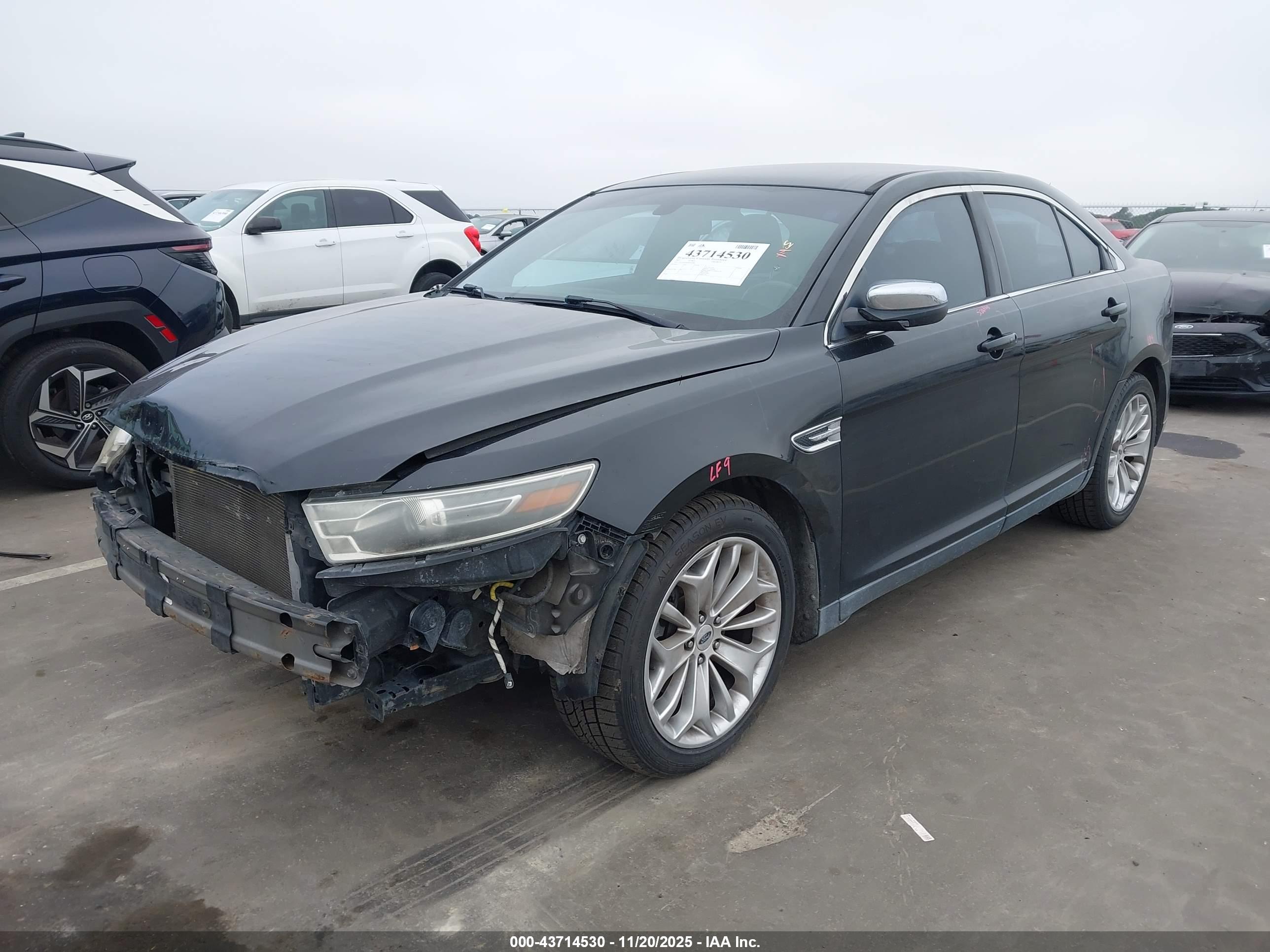 FORD TAURUS image 2