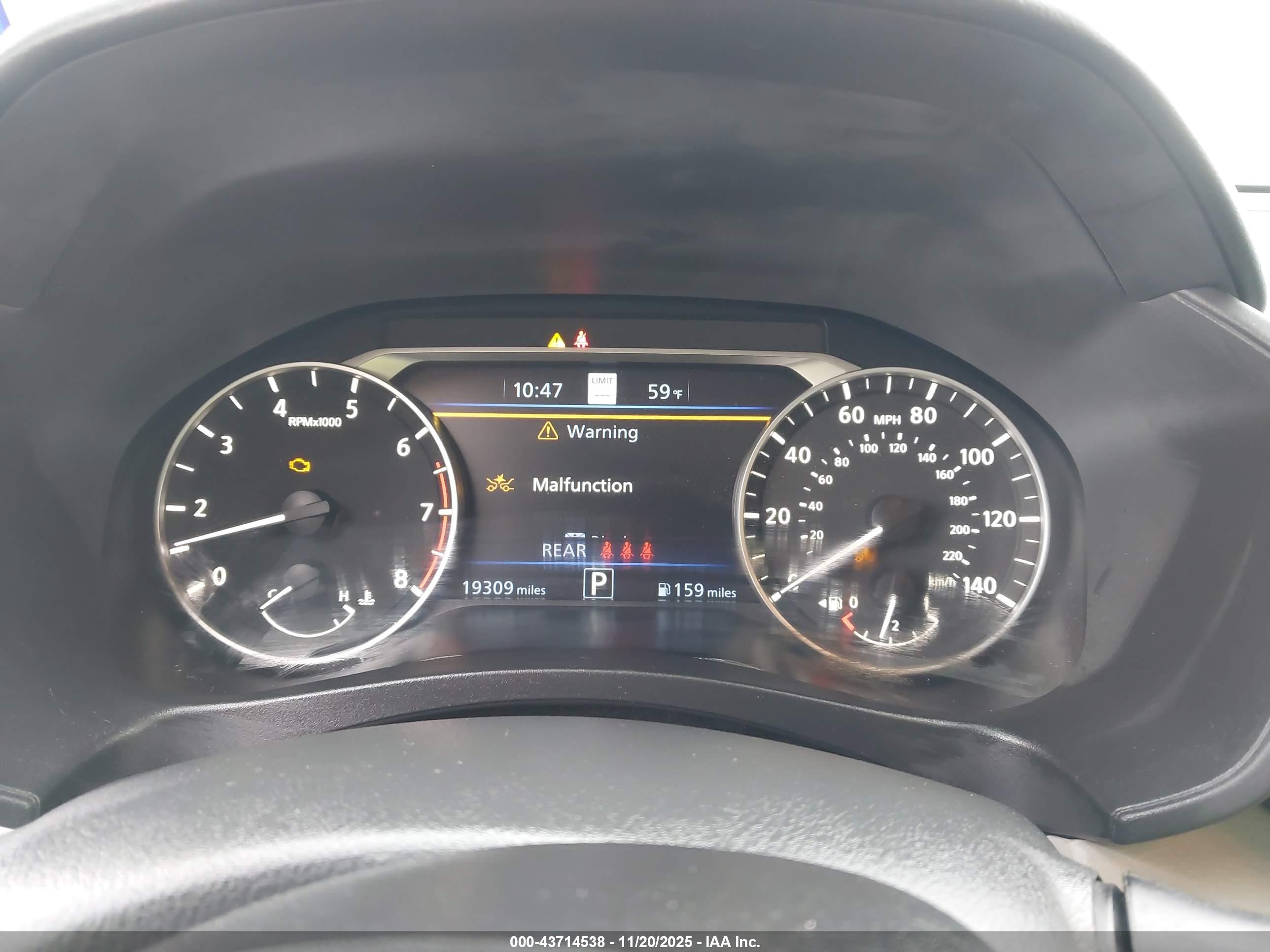 NISSAN ALTIMA image 7