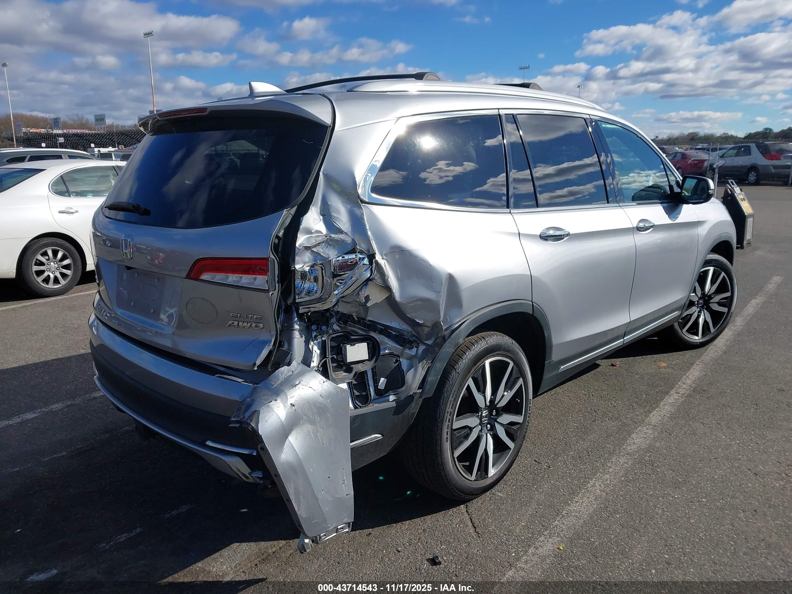 HONDA PILOT image 6
