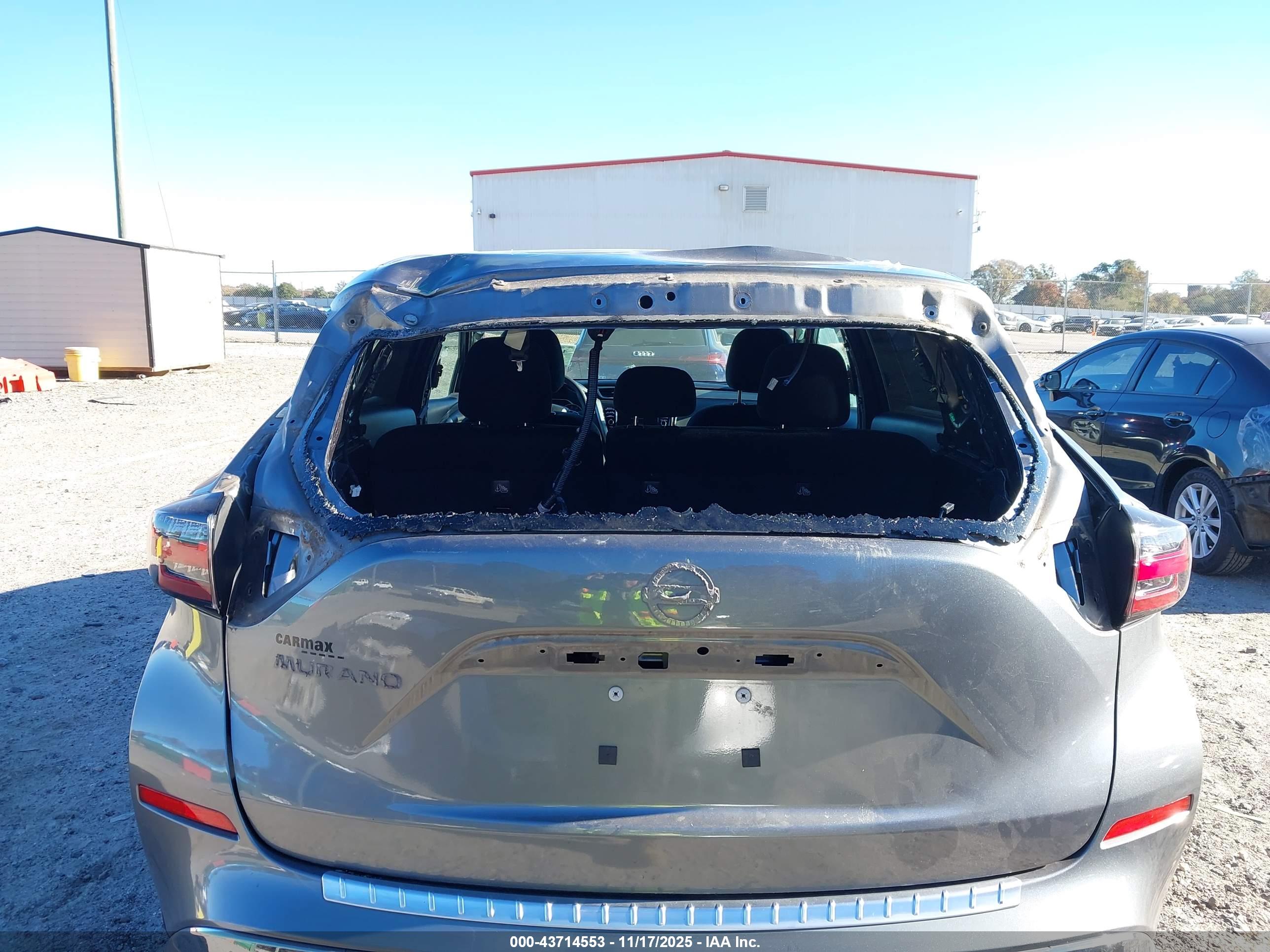 NISSAN MURANO image 6