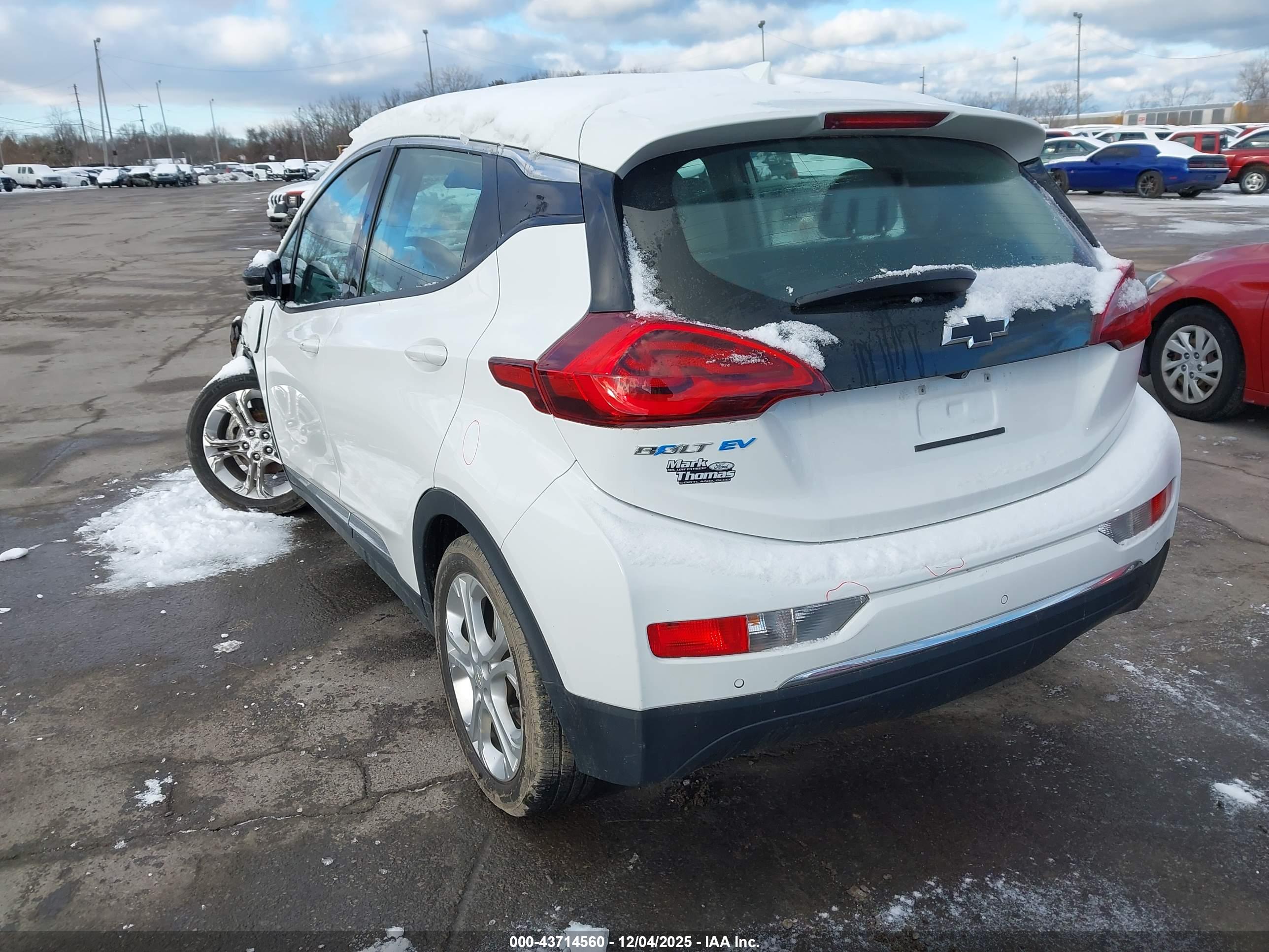 CHEVROLET BOLT image 3