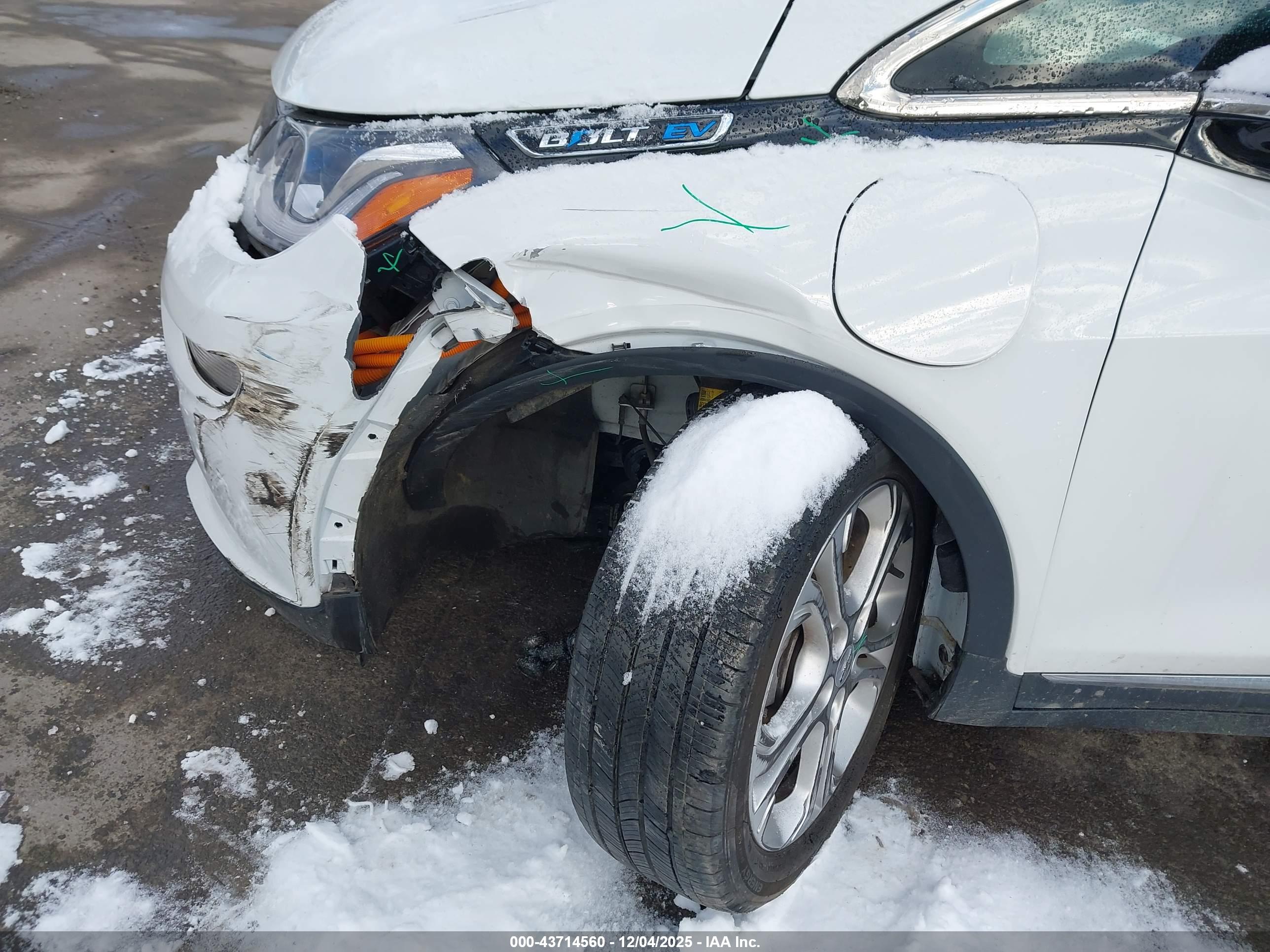 CHEVROLET BOLT image 6