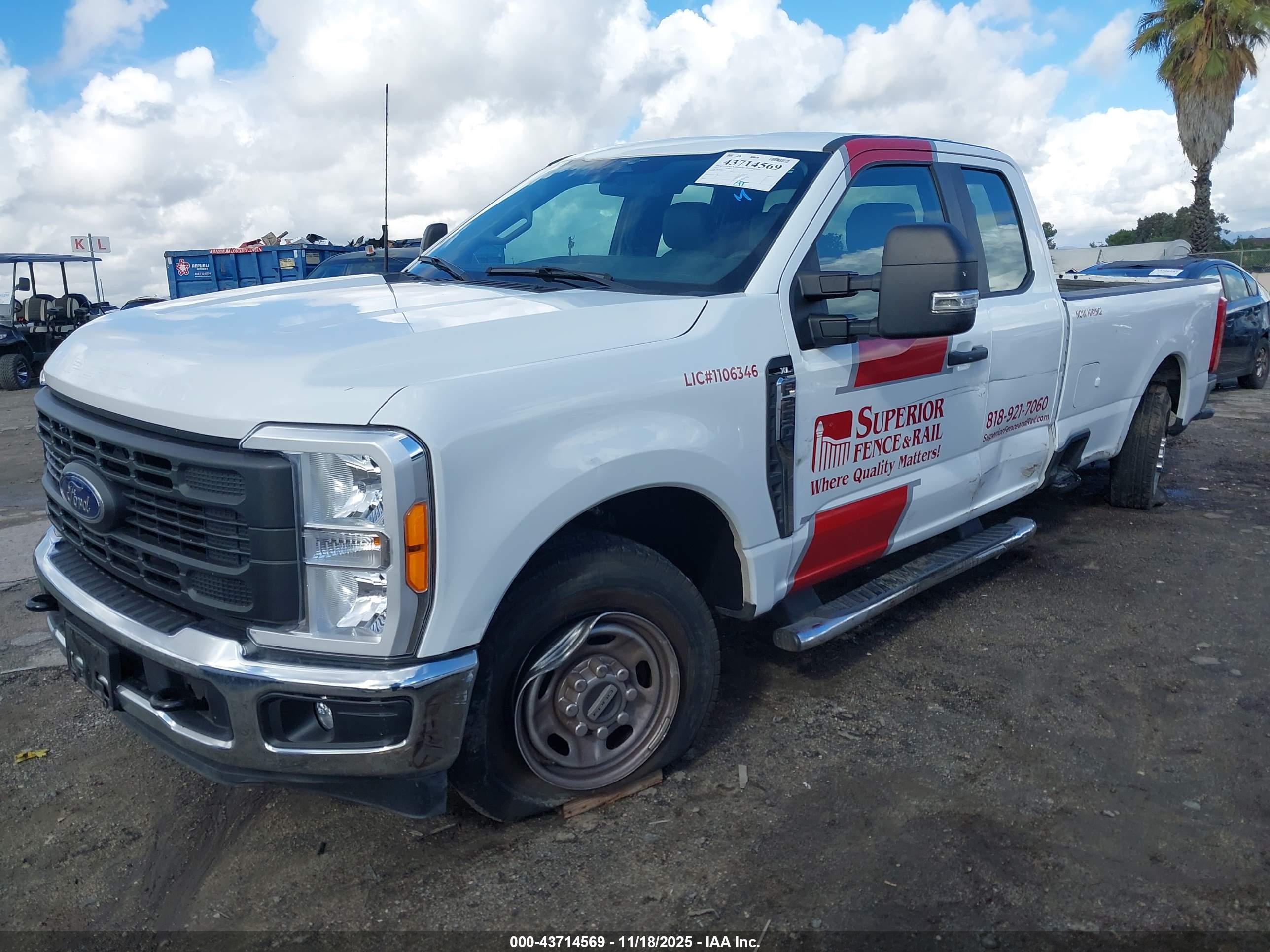 FORD F-250 image 2