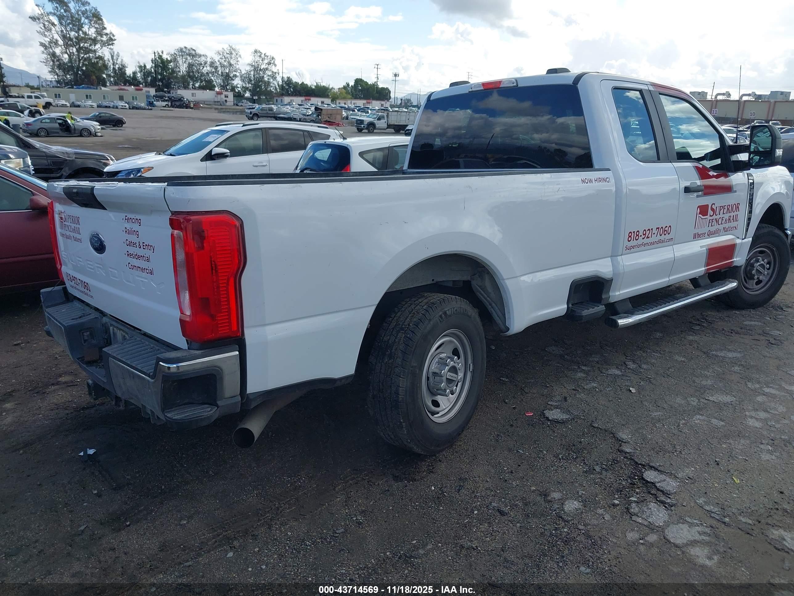 FORD F-250 image 4