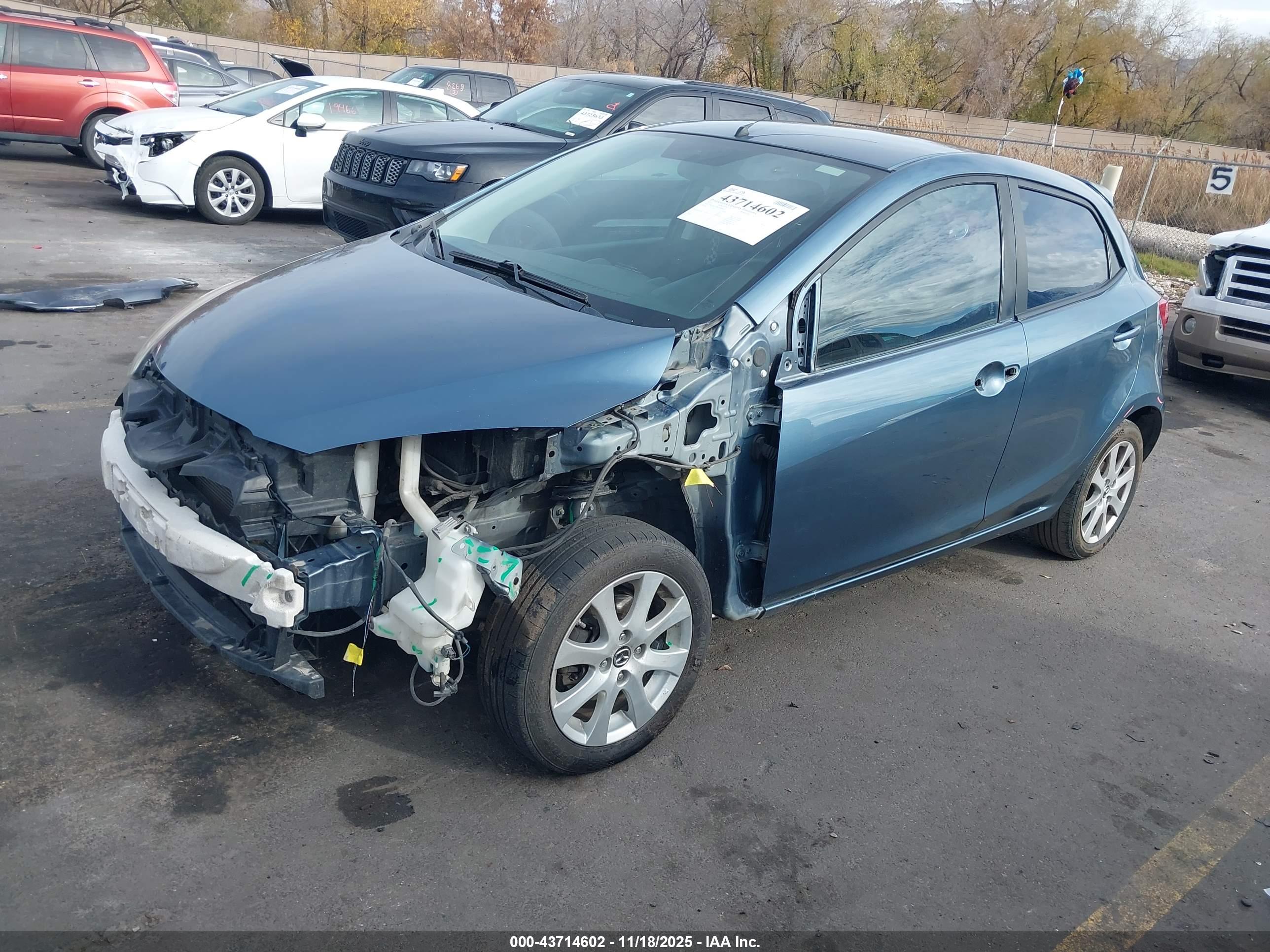 MAZDA MAZDA2 image 2