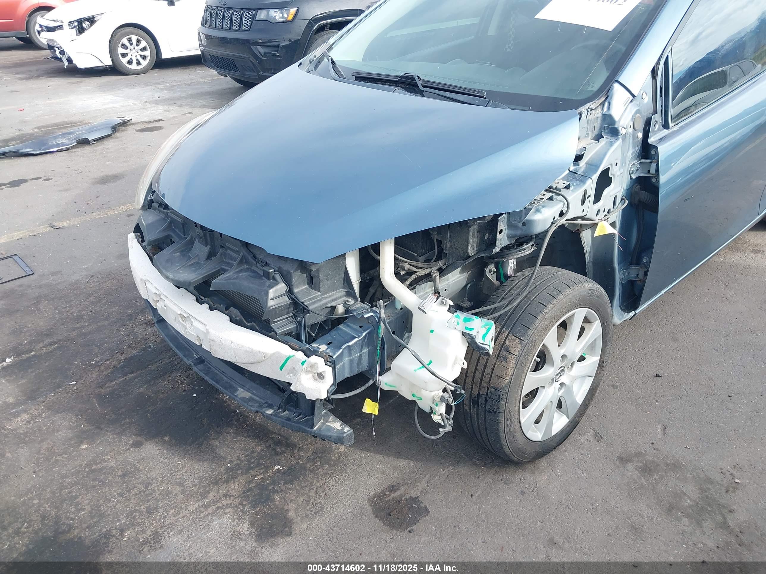 MAZDA MAZDA2 image 6