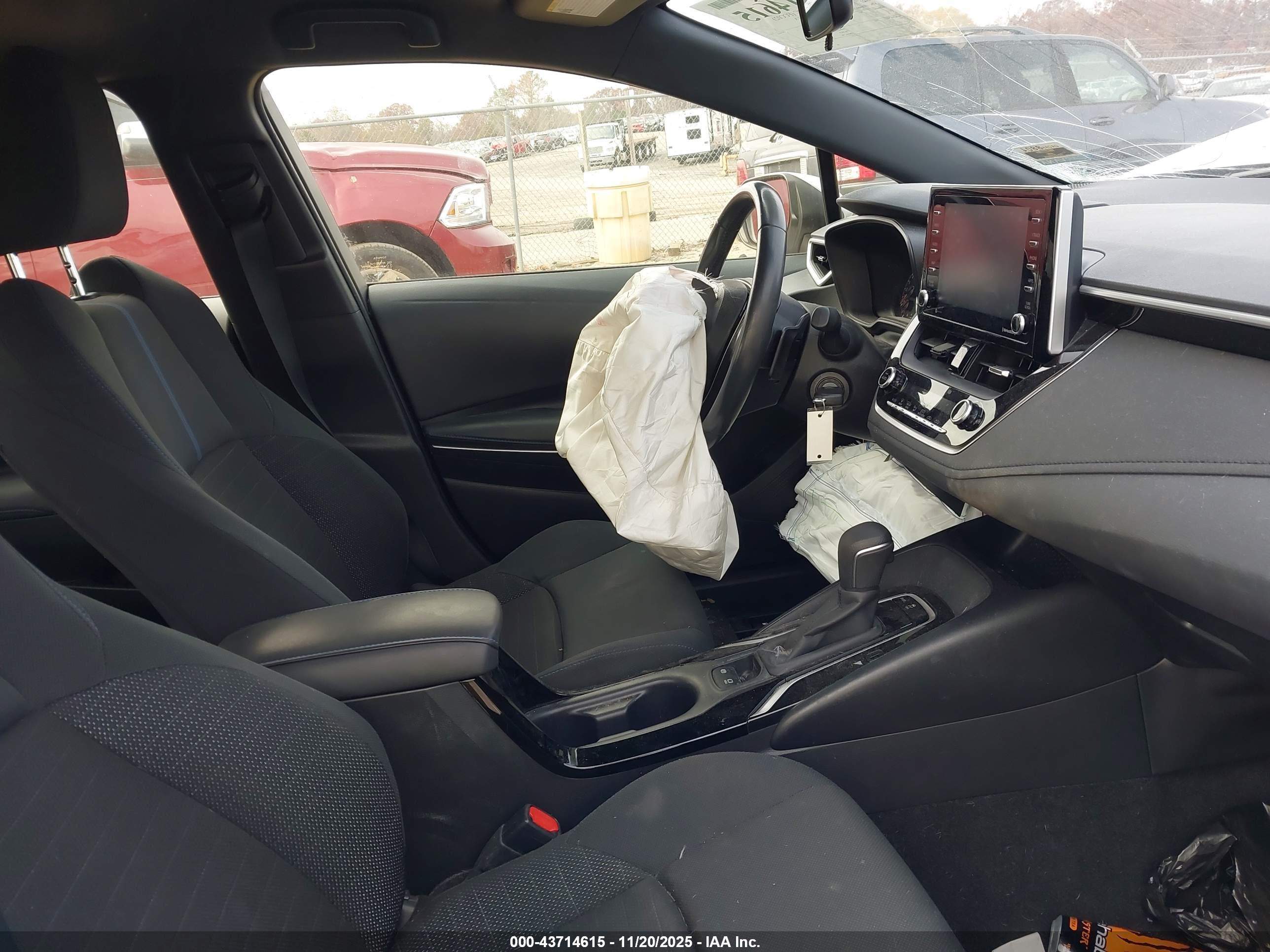 TOYOTA COROLLA image 5