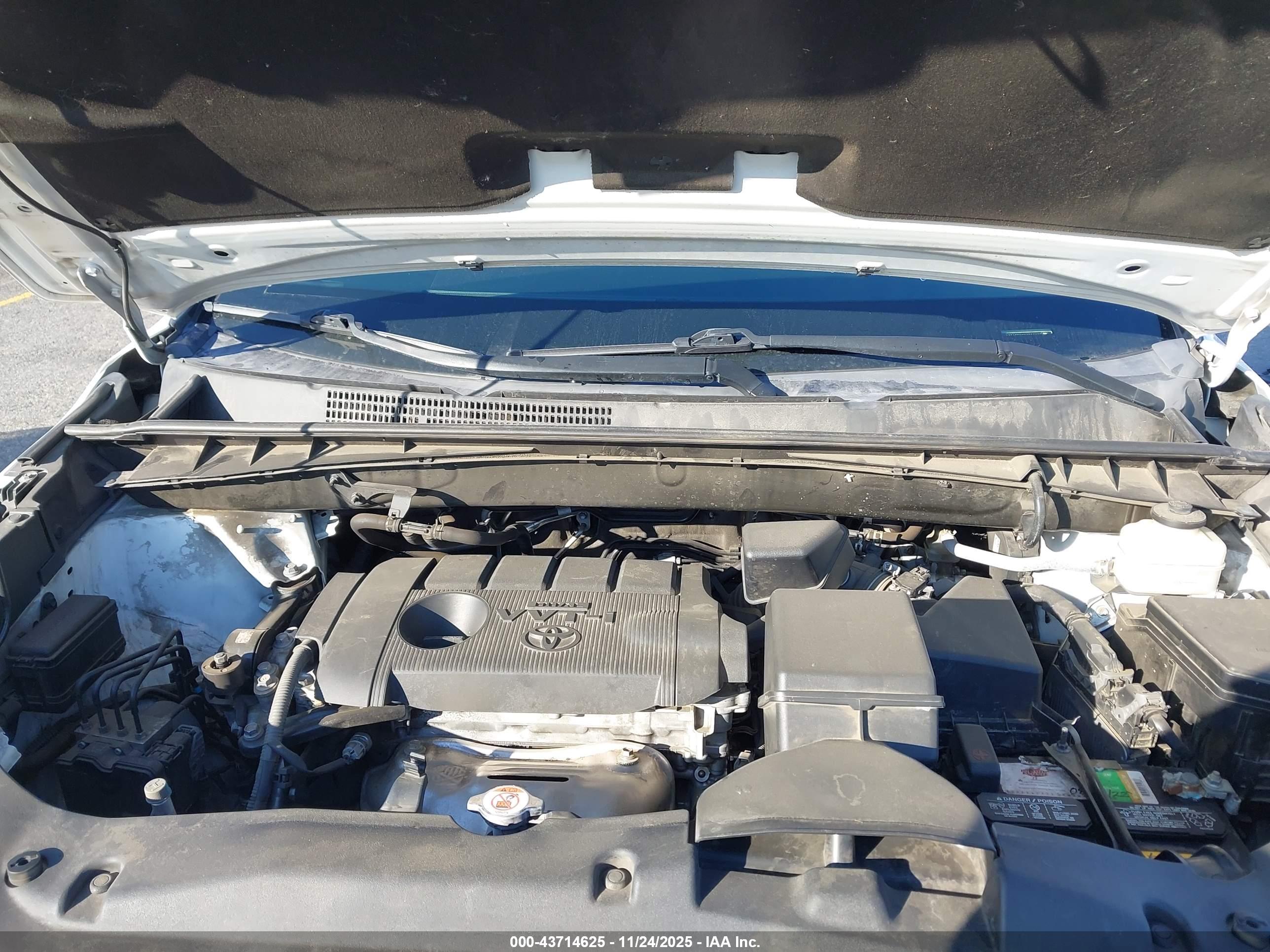 TOYOTA HIGHLANDER image 10