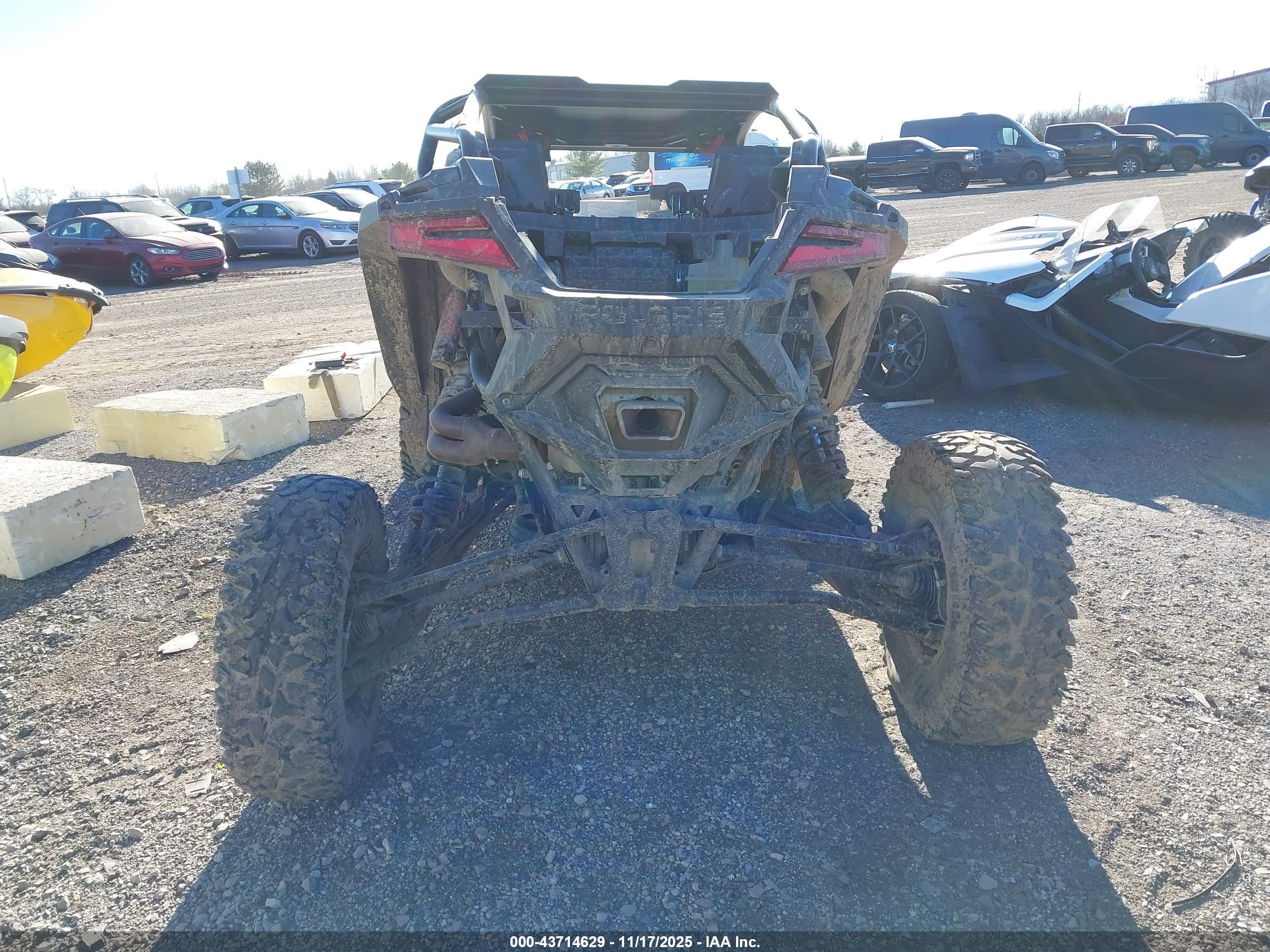 POLARIS RZR image 6
