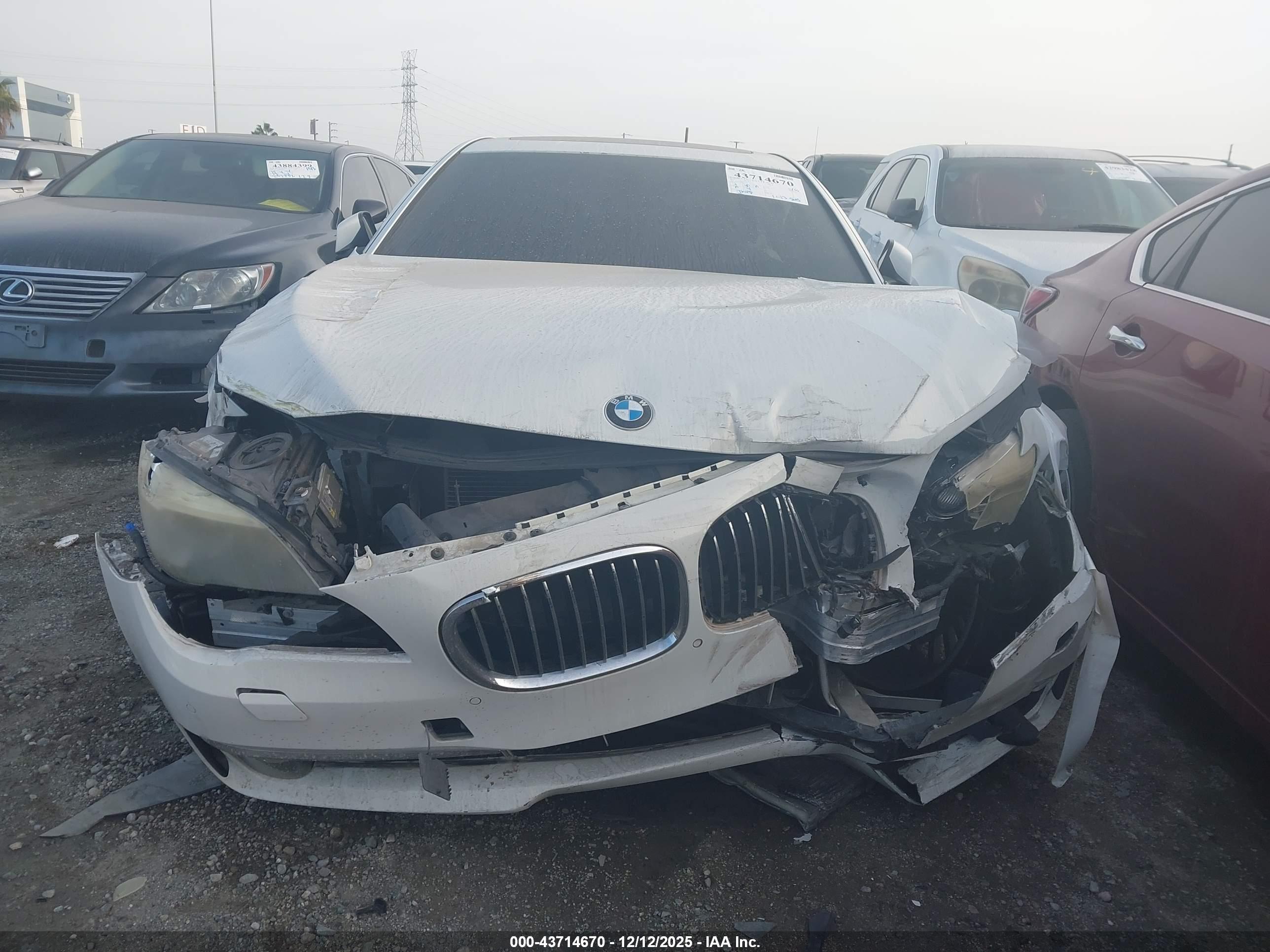 BMW 740LI image 6