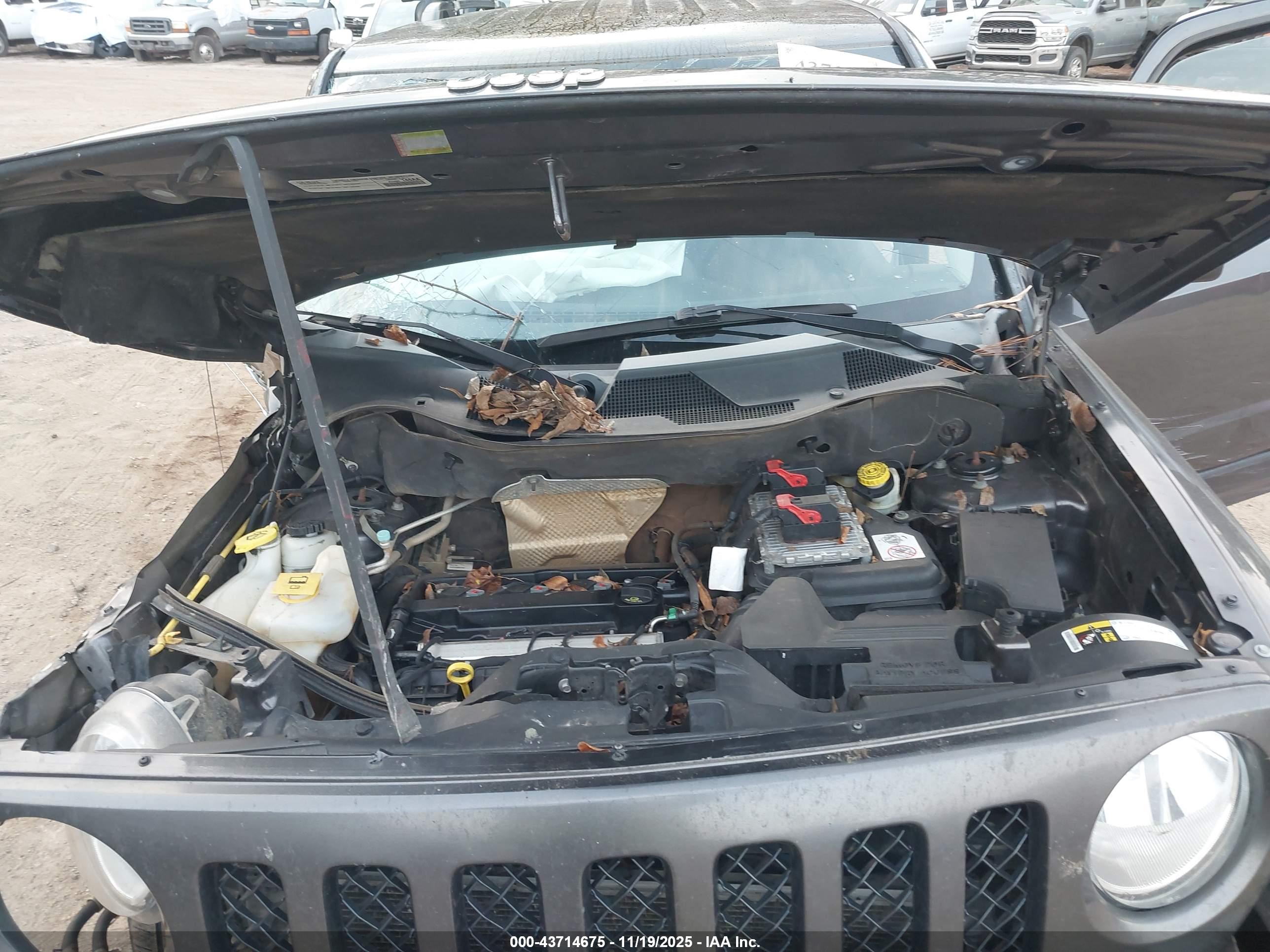 JEEP PATRIOT image 10