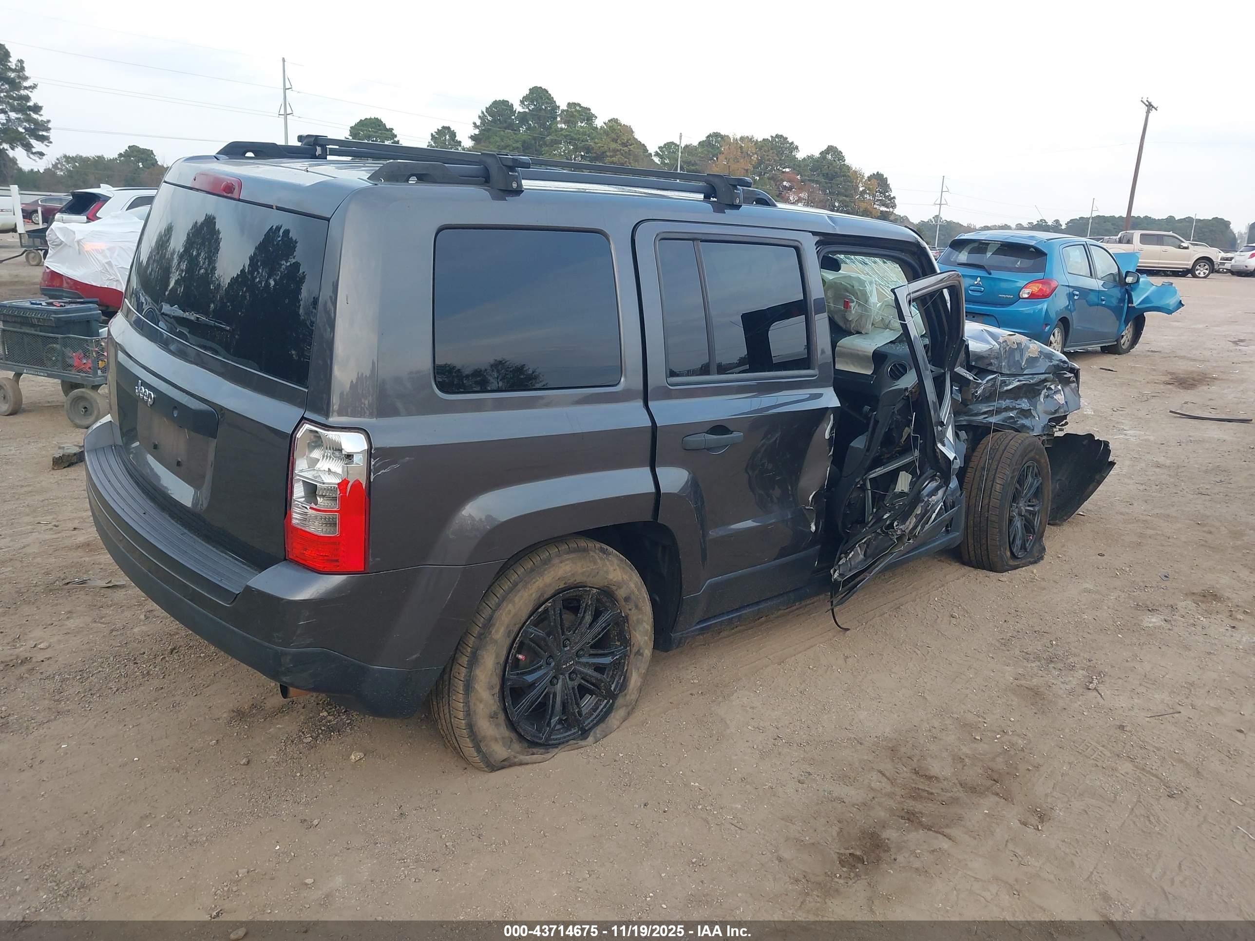 JEEP PATRIOT image 4
