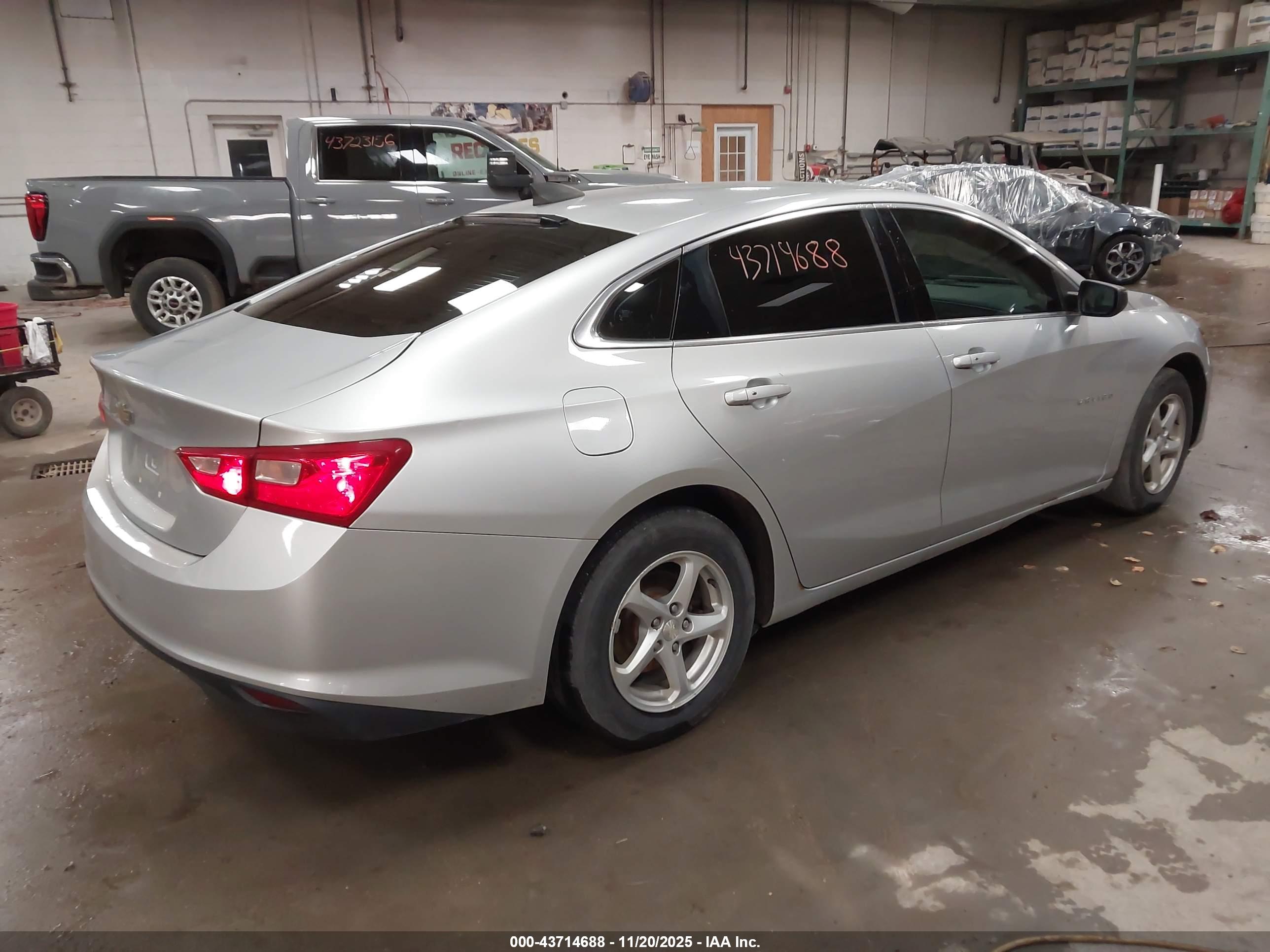 CHEVROLET MALIBU image 4