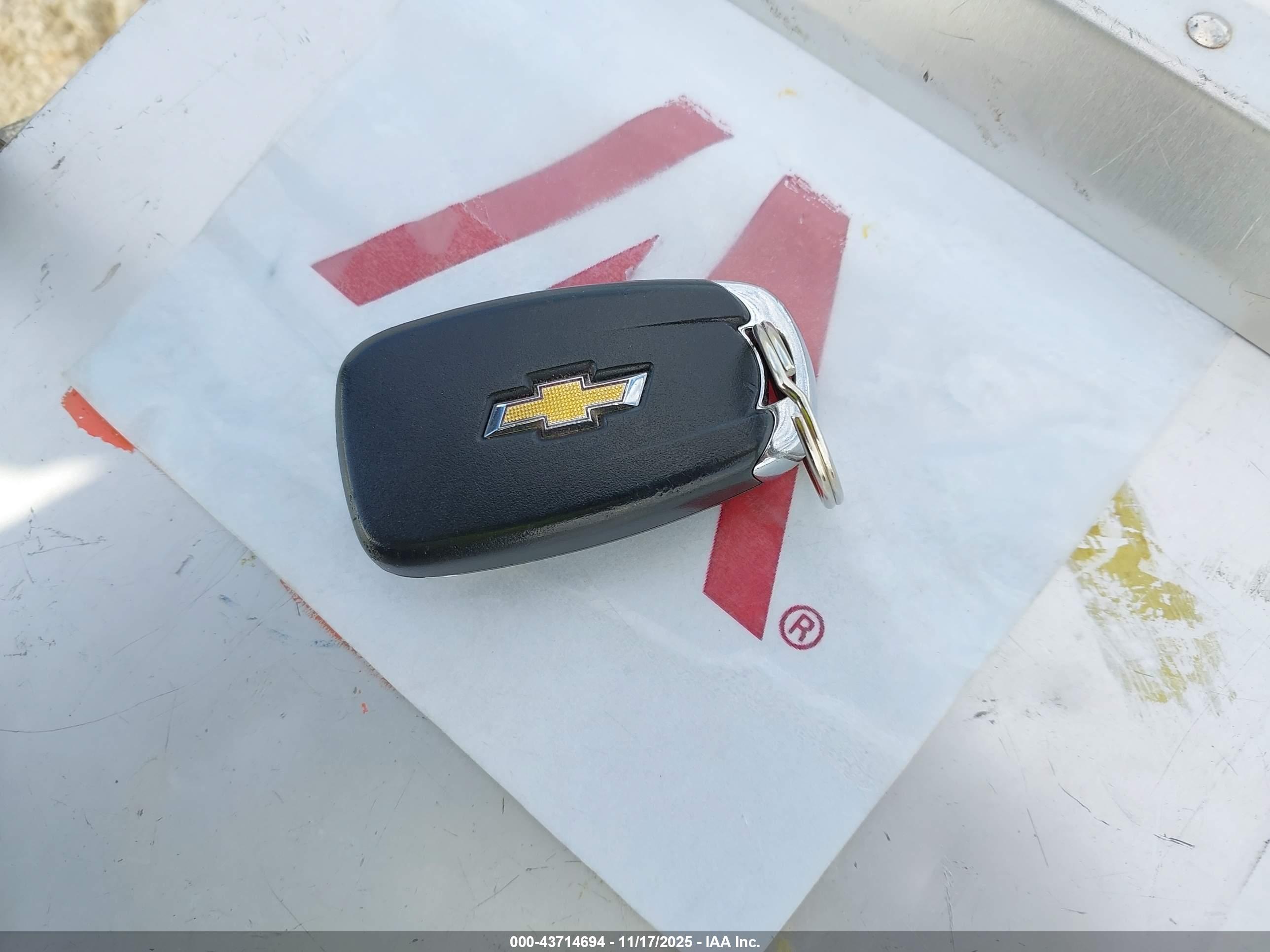 CHEVROLET EQUINOX image 11