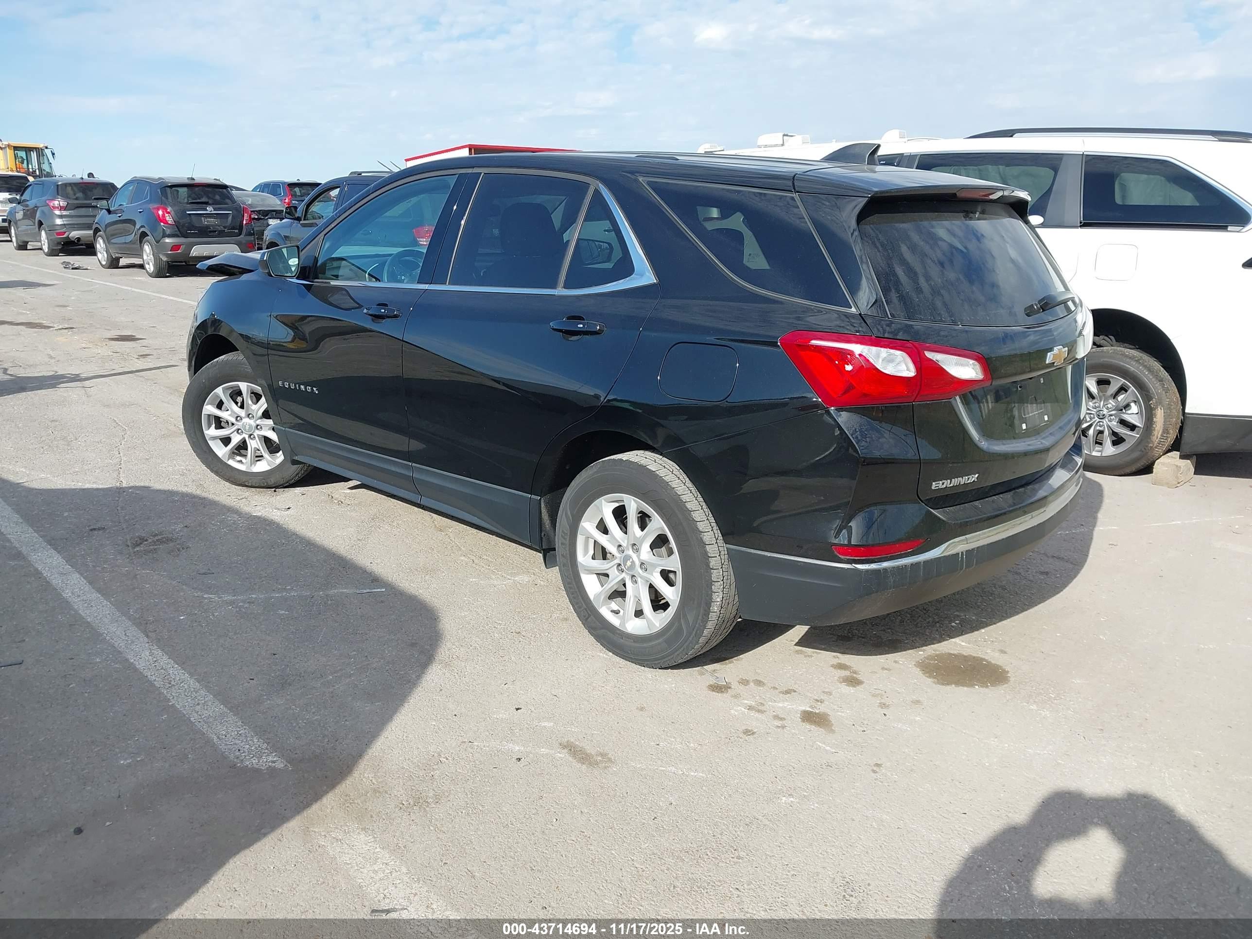 CHEVROLET EQUINOX image 3
