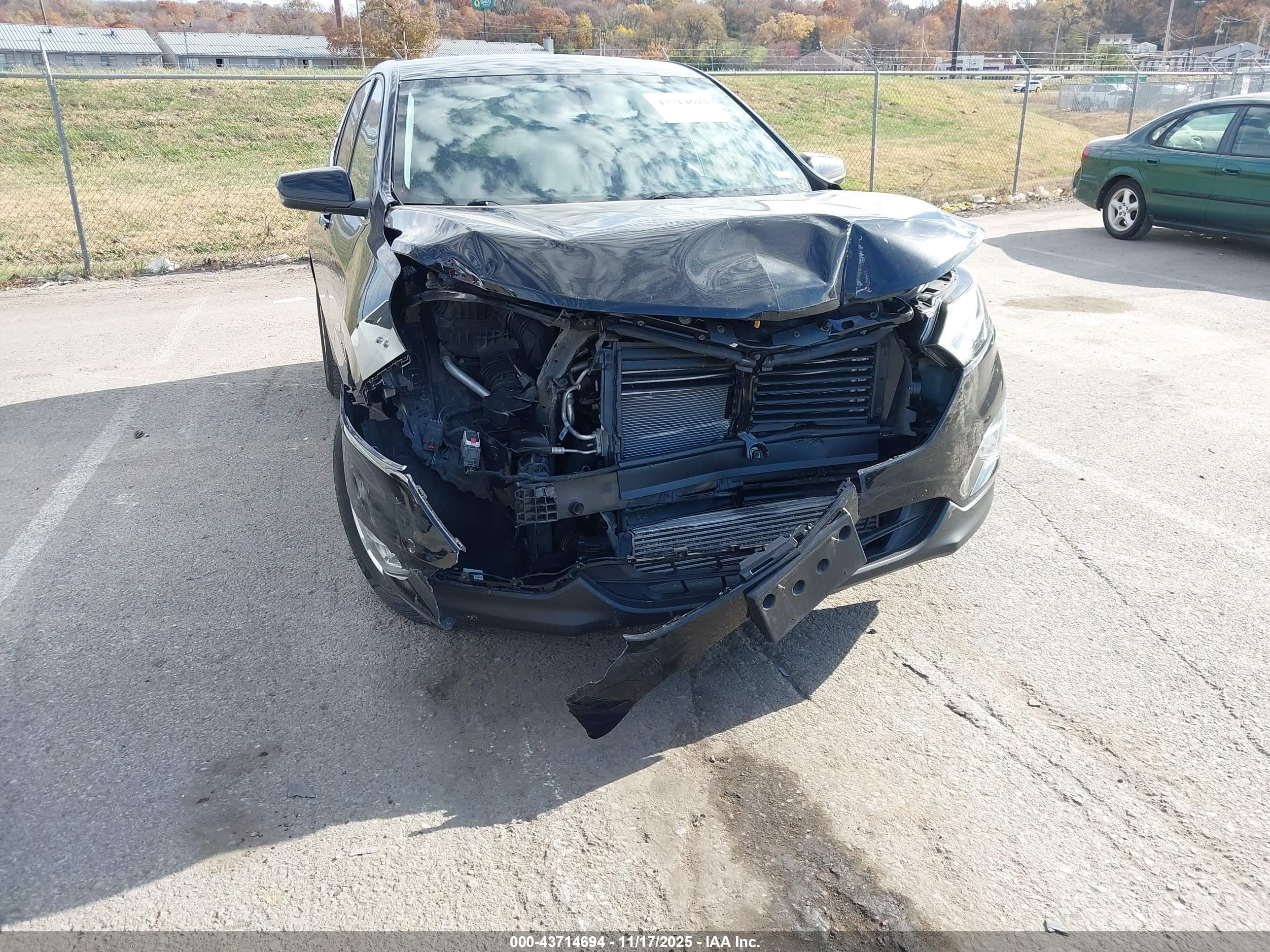 CHEVROLET EQUINOX image 6
