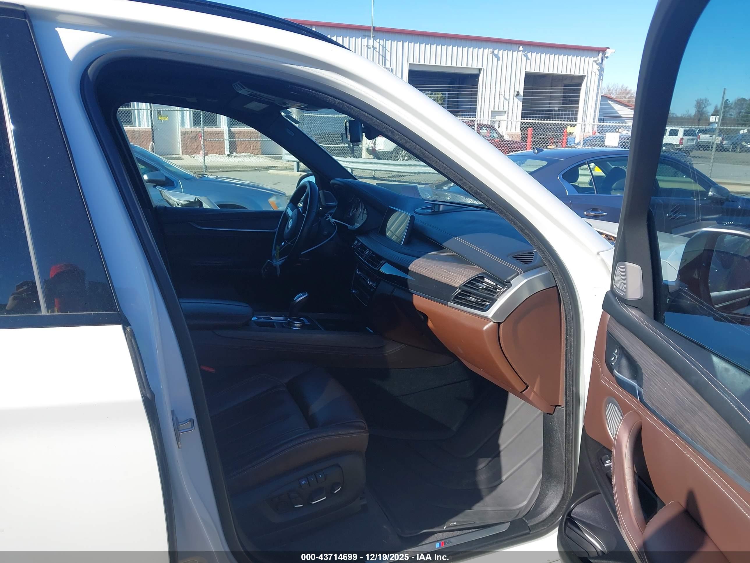 BMW X5 image 5