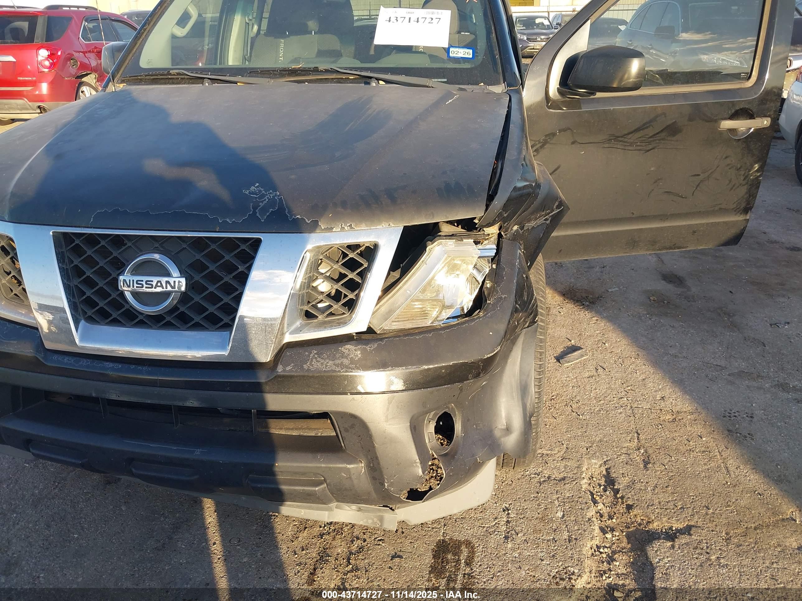 NISSAN FRONTIER image 6
