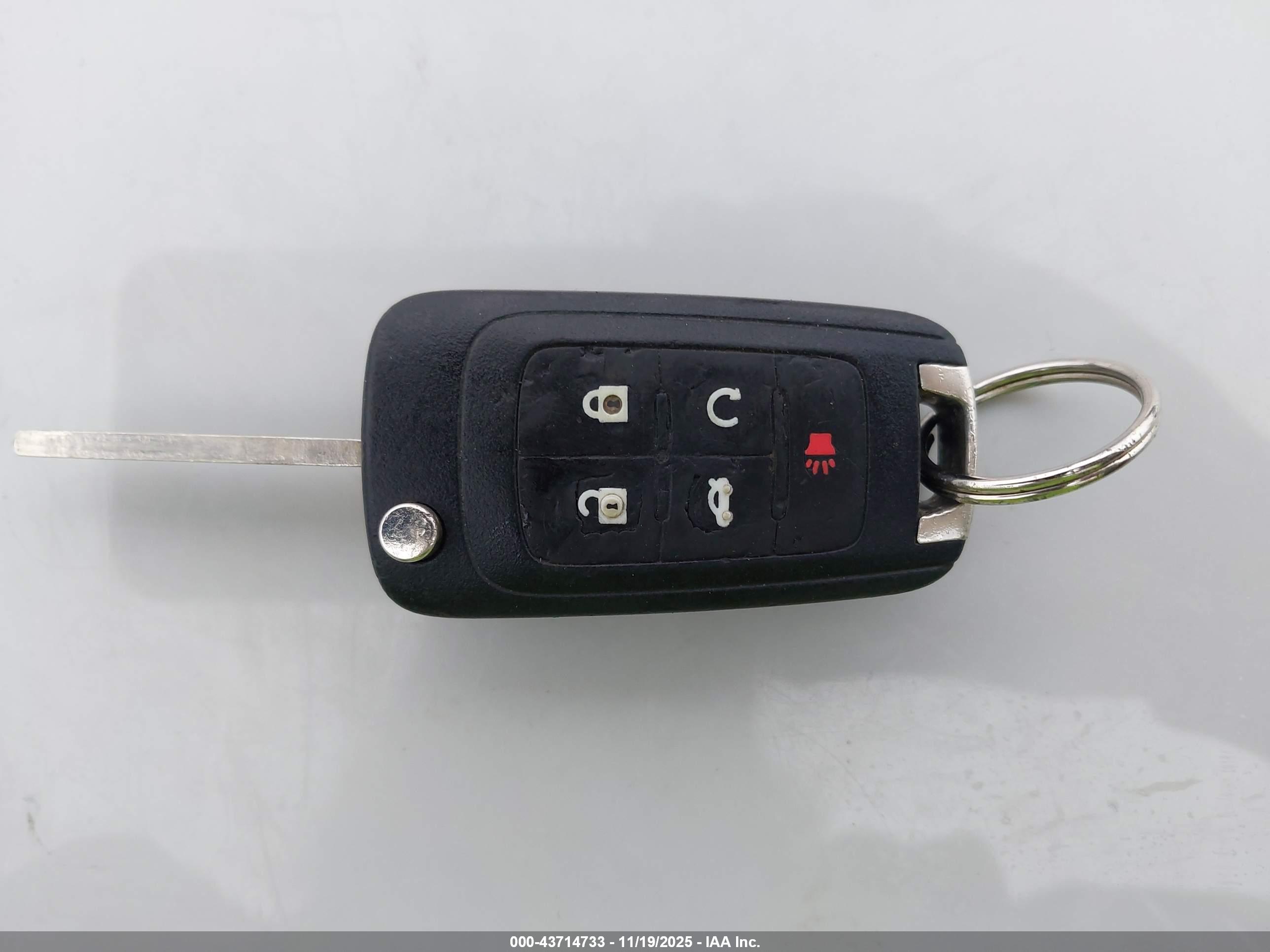 CHEVROLET EQUINOX image 11