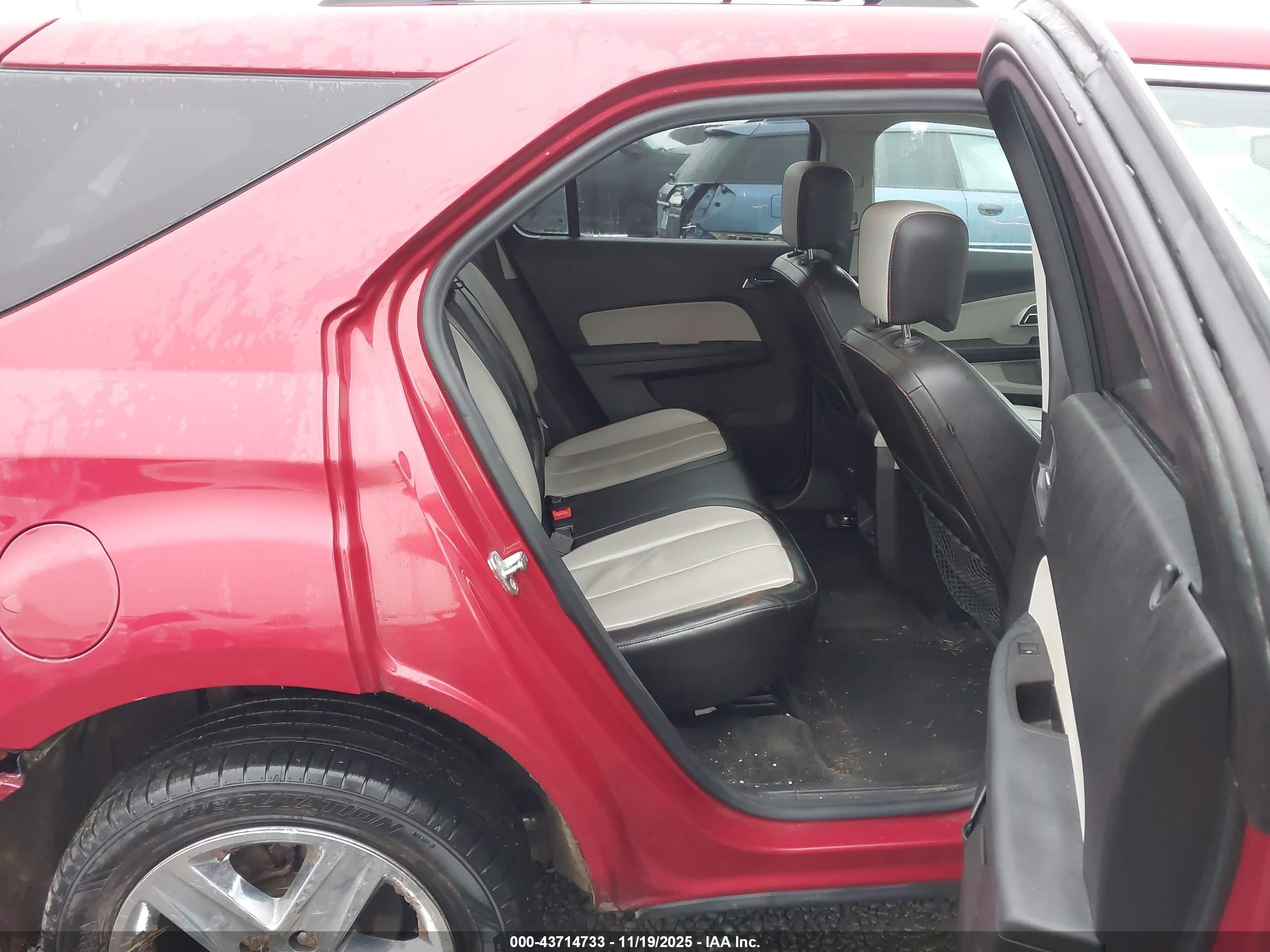 CHEVROLET EQUINOX image 8