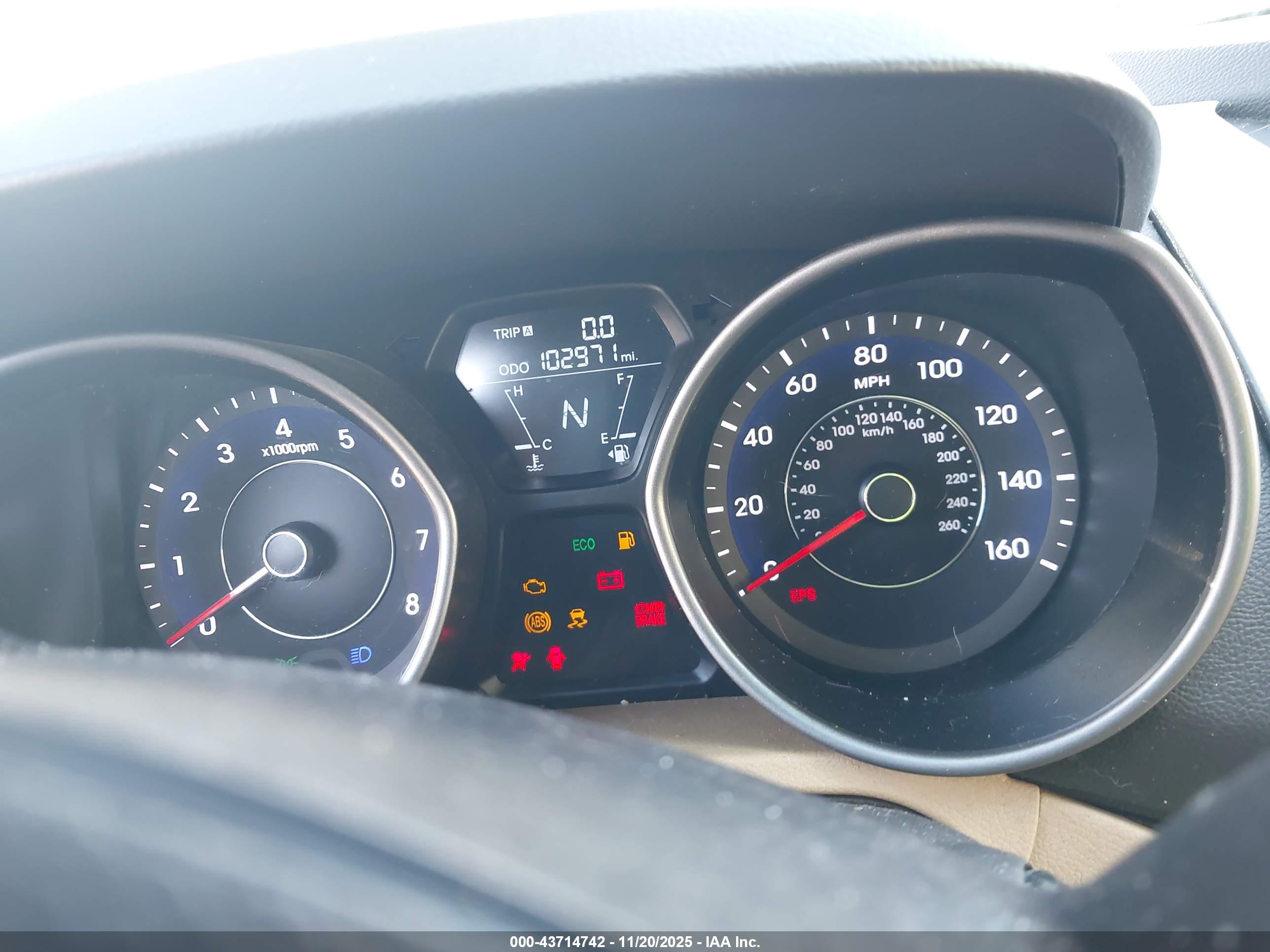 HYUNDAI ELANTRA image 7