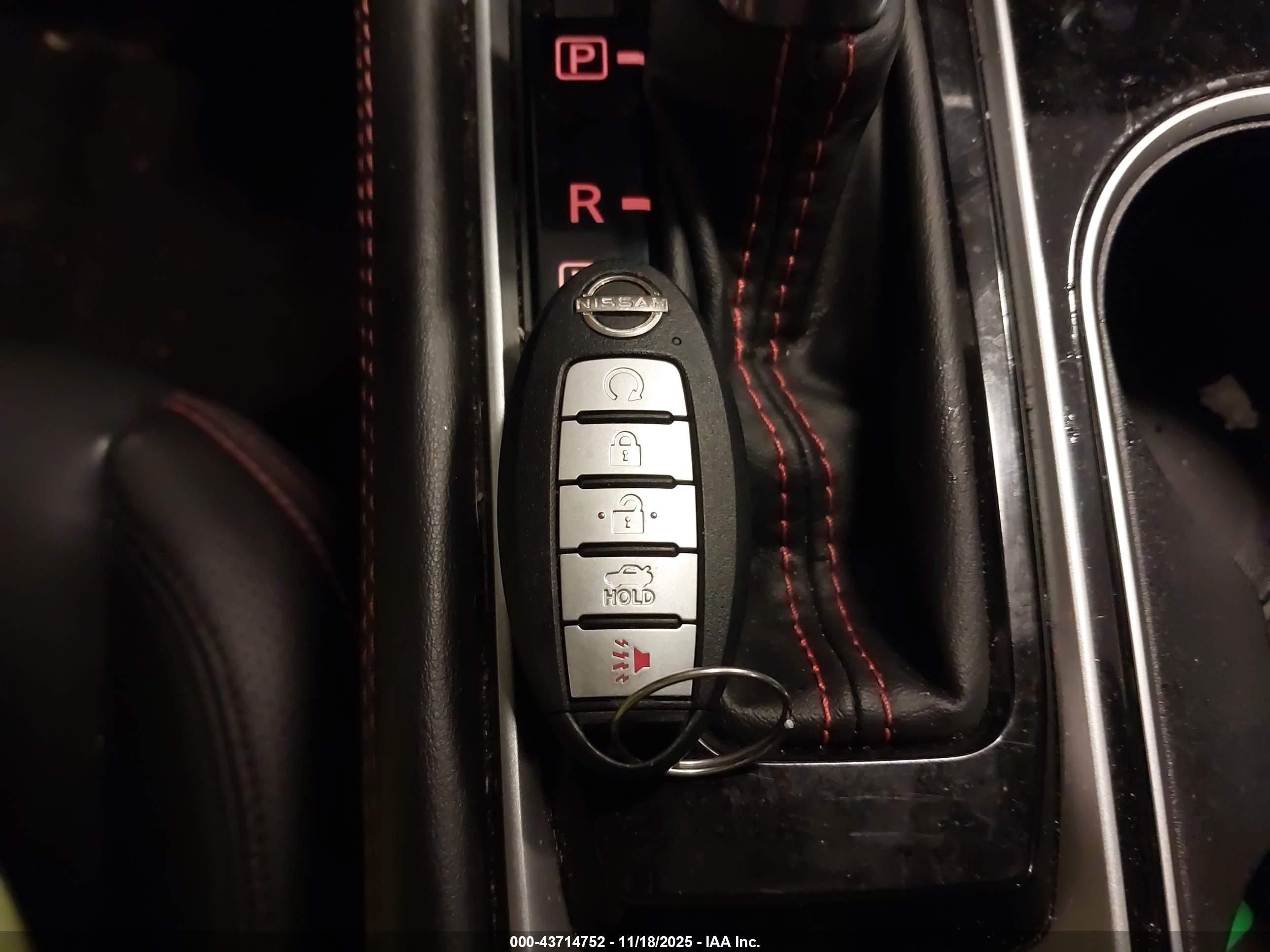 NISSAN ALTIMA image 11